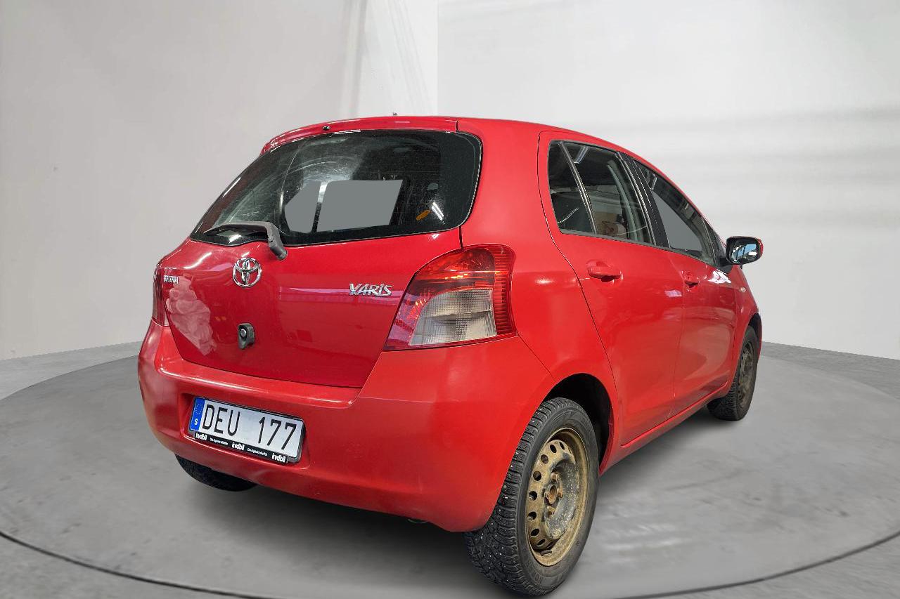 Toyota Yaris 1.3 5dr (87hk) - 238 010 km - Manual - red - 2008