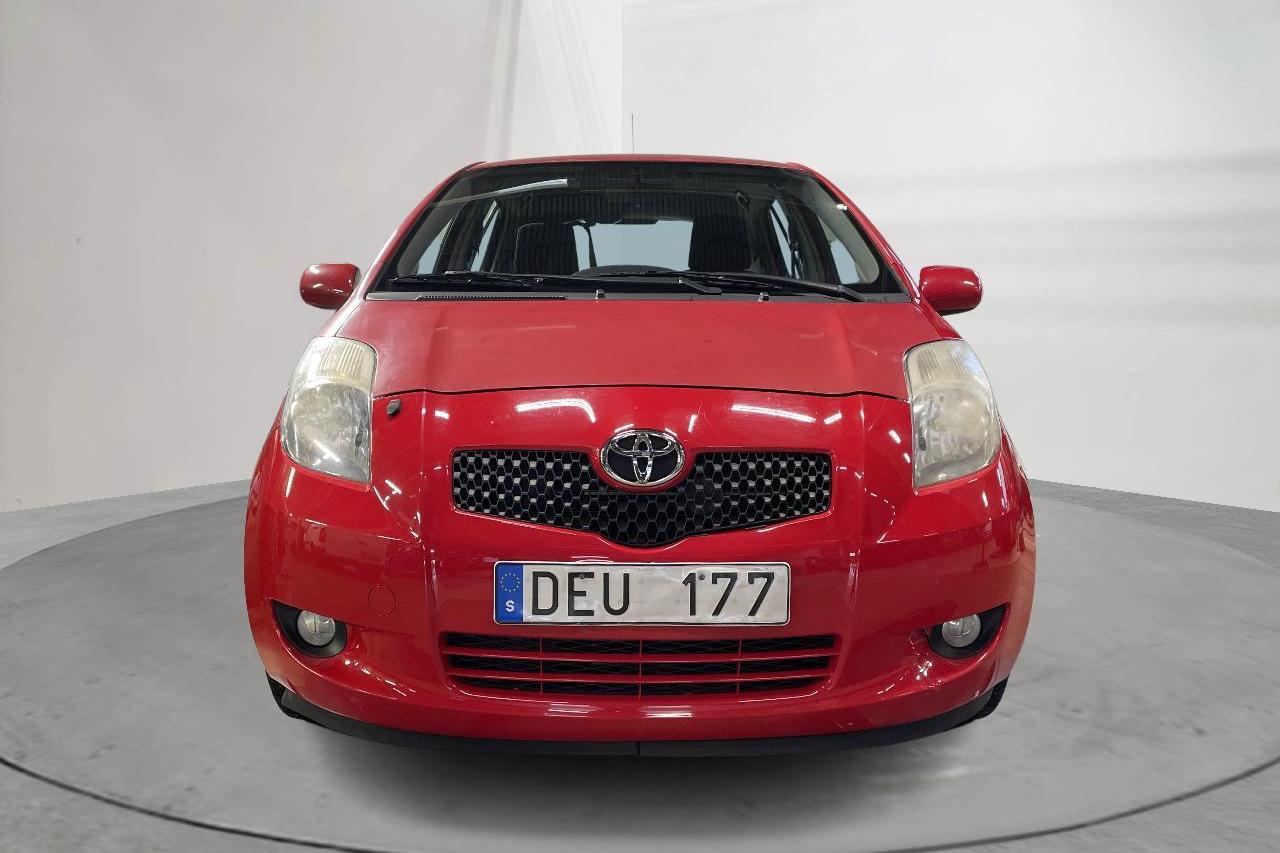 Toyota Yaris 1.3 5dr (87hk) - 238 010 km - Manual - red - 2008
