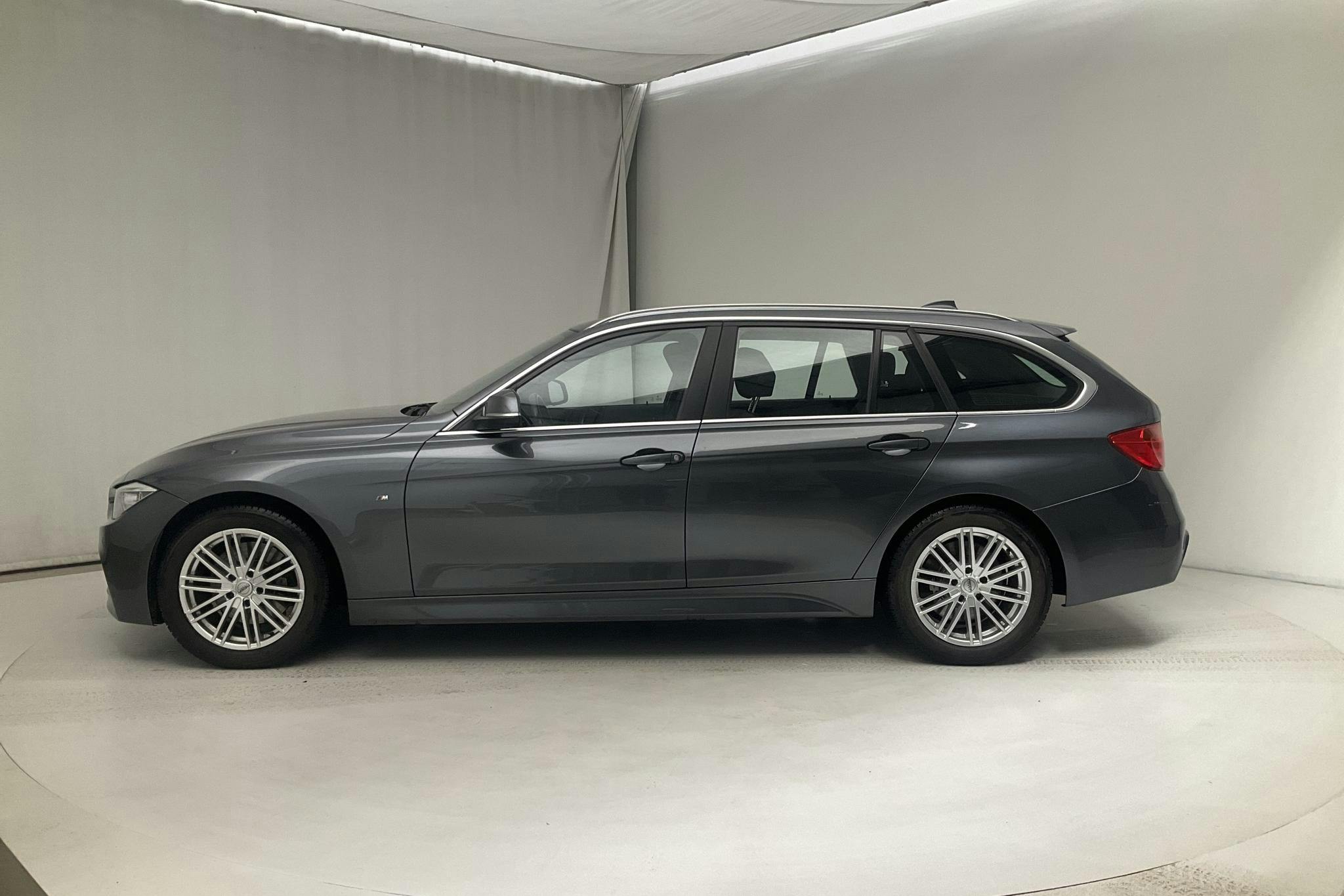 BMW 330d xDrive Touring, F31 (258hk) - 131 070 km - Automatic - gray - 2014