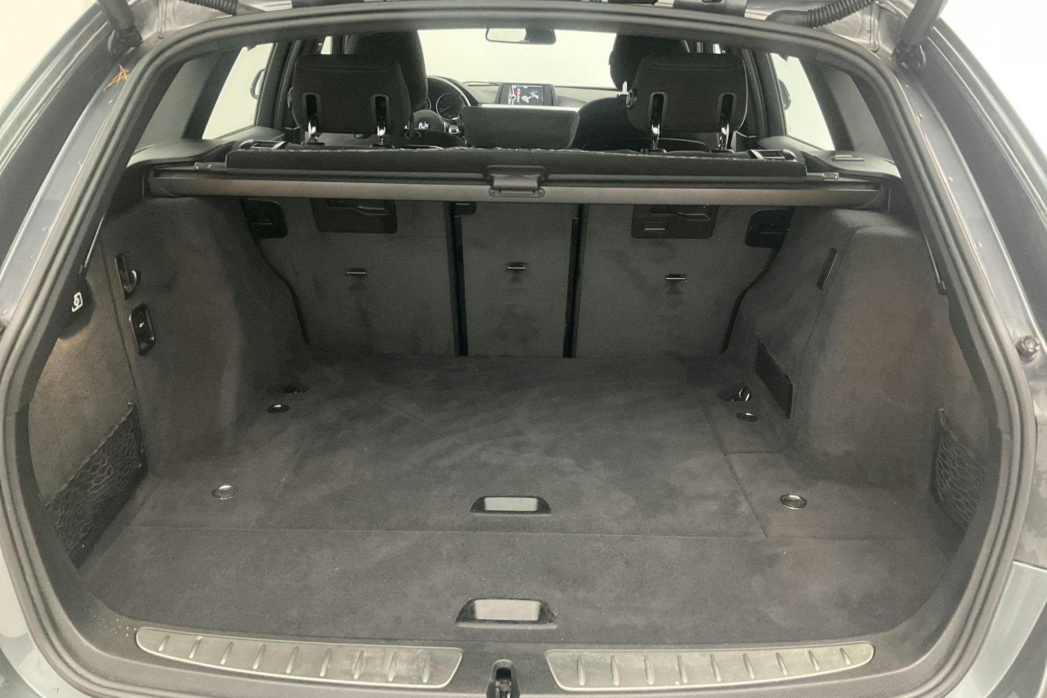 BMW 330d xDrive Touring, F31 (258hk) - 131 070 km - Automatic - gray - 2014
