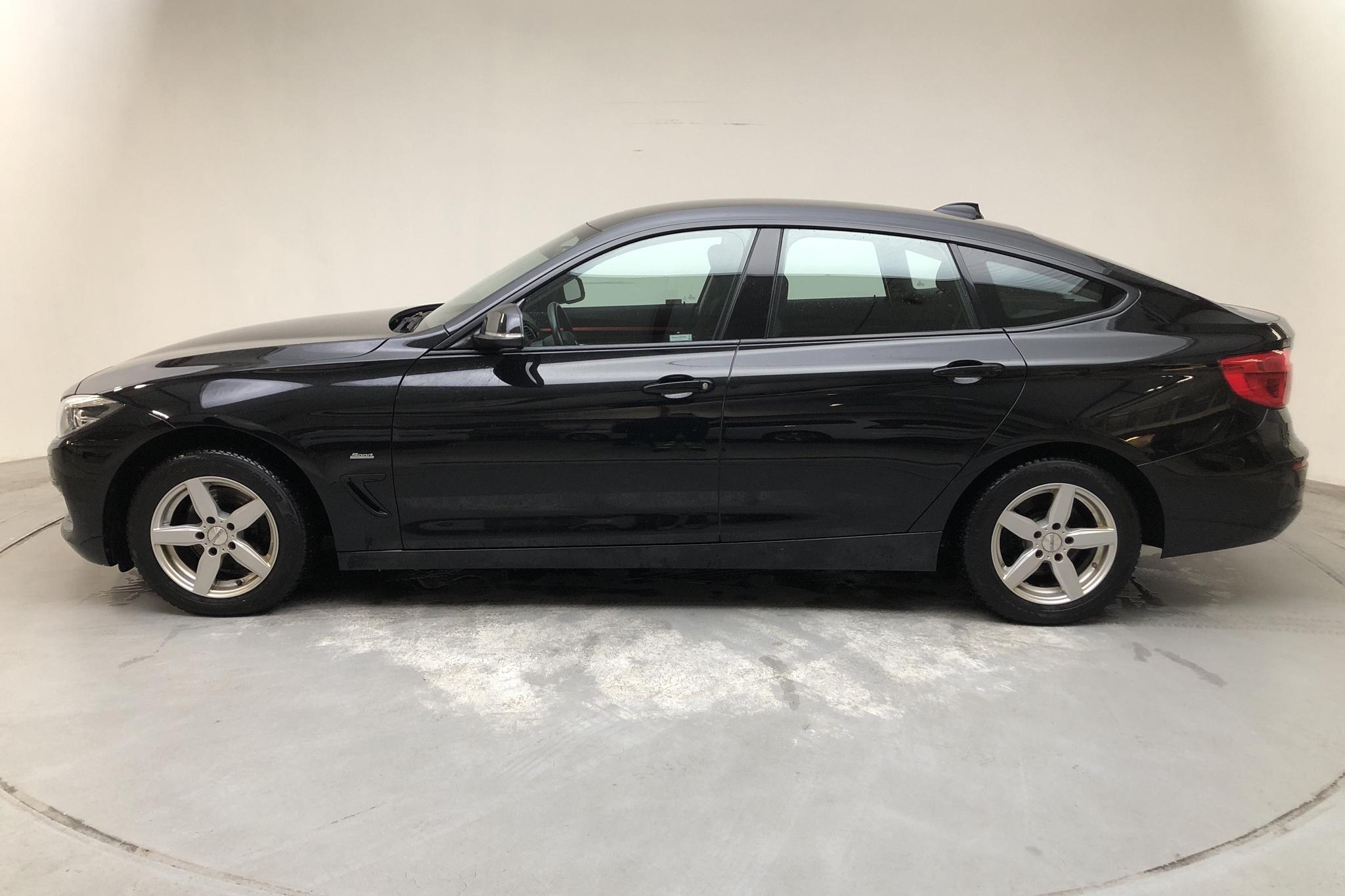 BMW 320d GT xDrive, F34 (190hk) - 122 230 km - Automatic - black - 2017