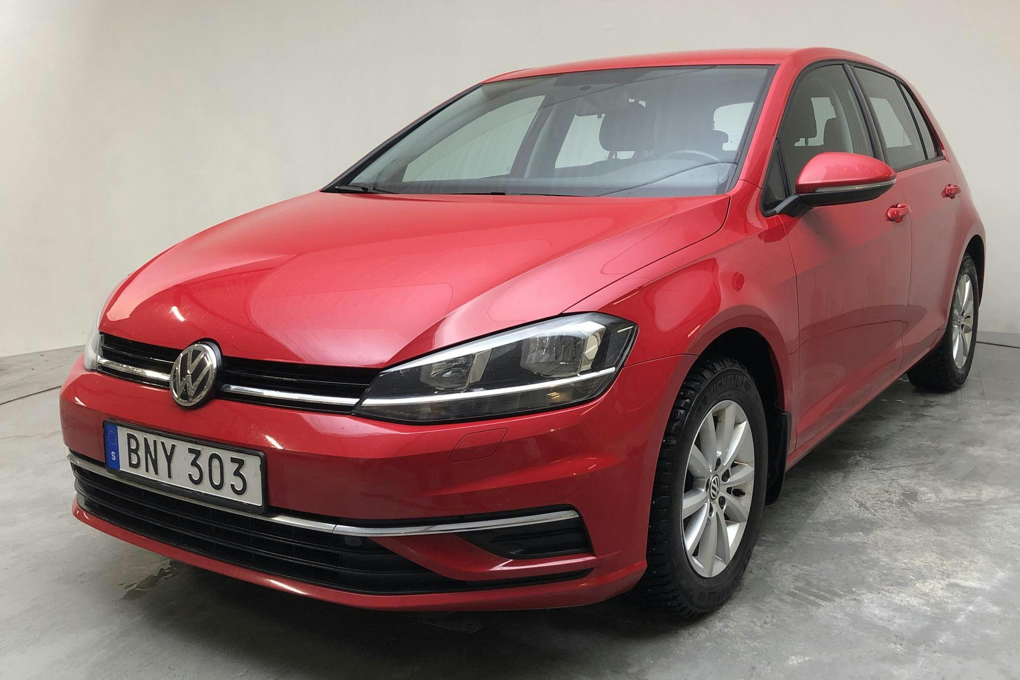 VW Golf VII 1.0 TSI 5dr (110hk) - 12 583 mil - Manuell - röd - 2018