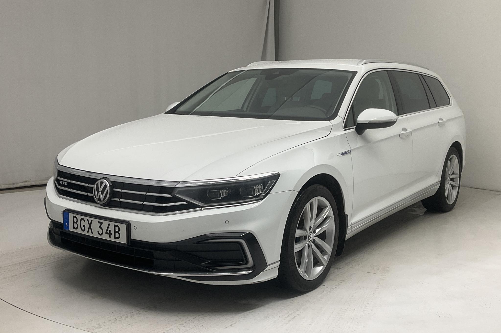 VW Passat 1.4 GTE Sportscombi (218hk)