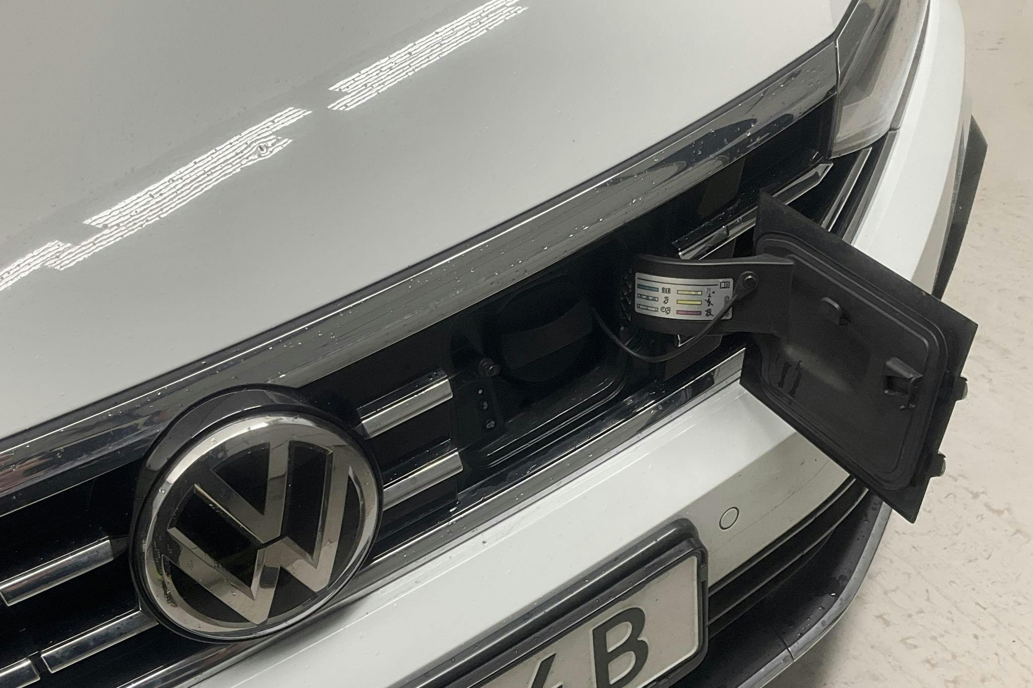 VW Passat 1.4 GTE Sportscombi (218hk) - 11 375 mil - Automat - vit - 2020