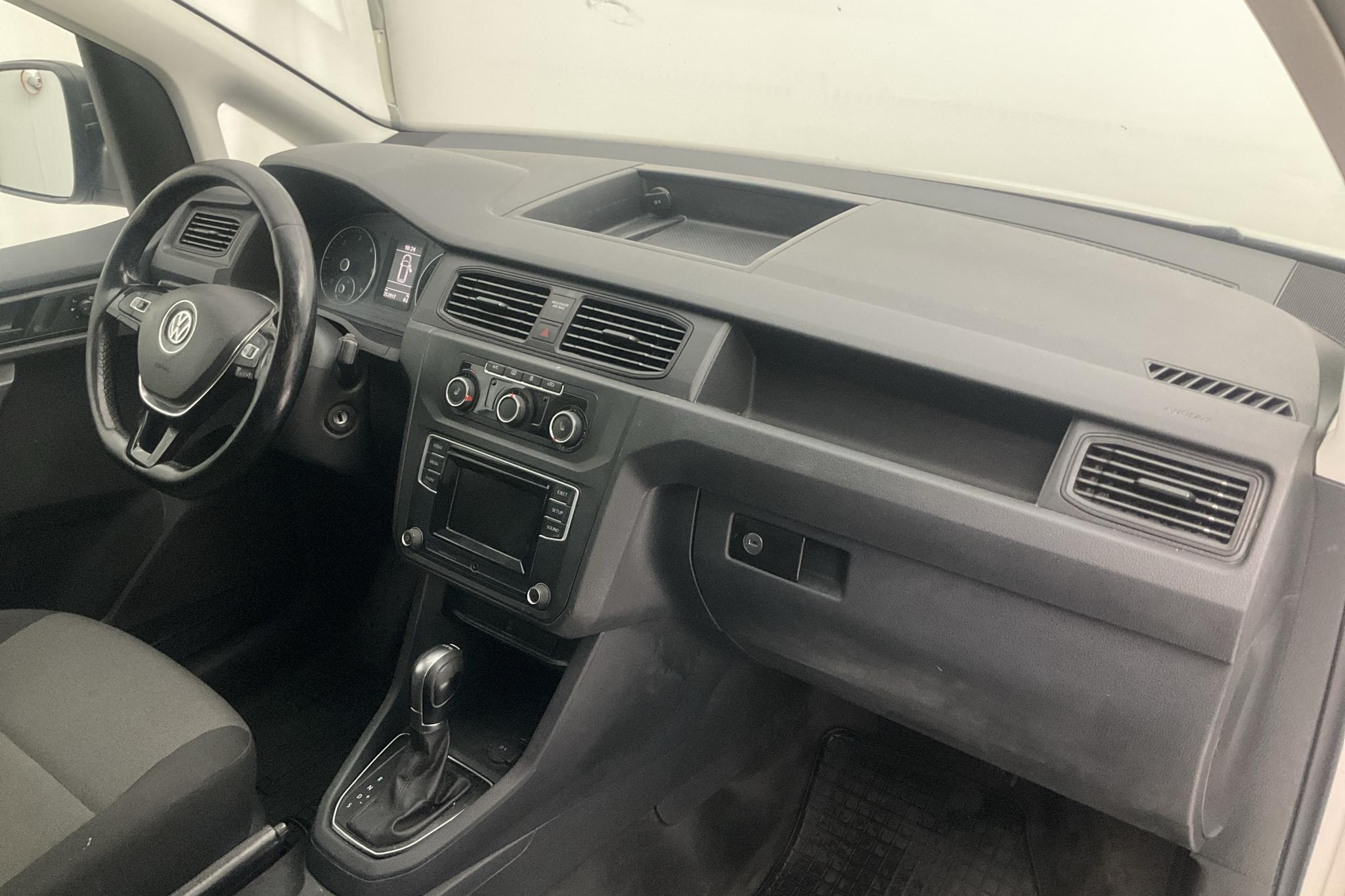 VW Caddy 2.0 TDI Maxi Skåp (102hk) - 253 920 km - Automatic - white - 2016