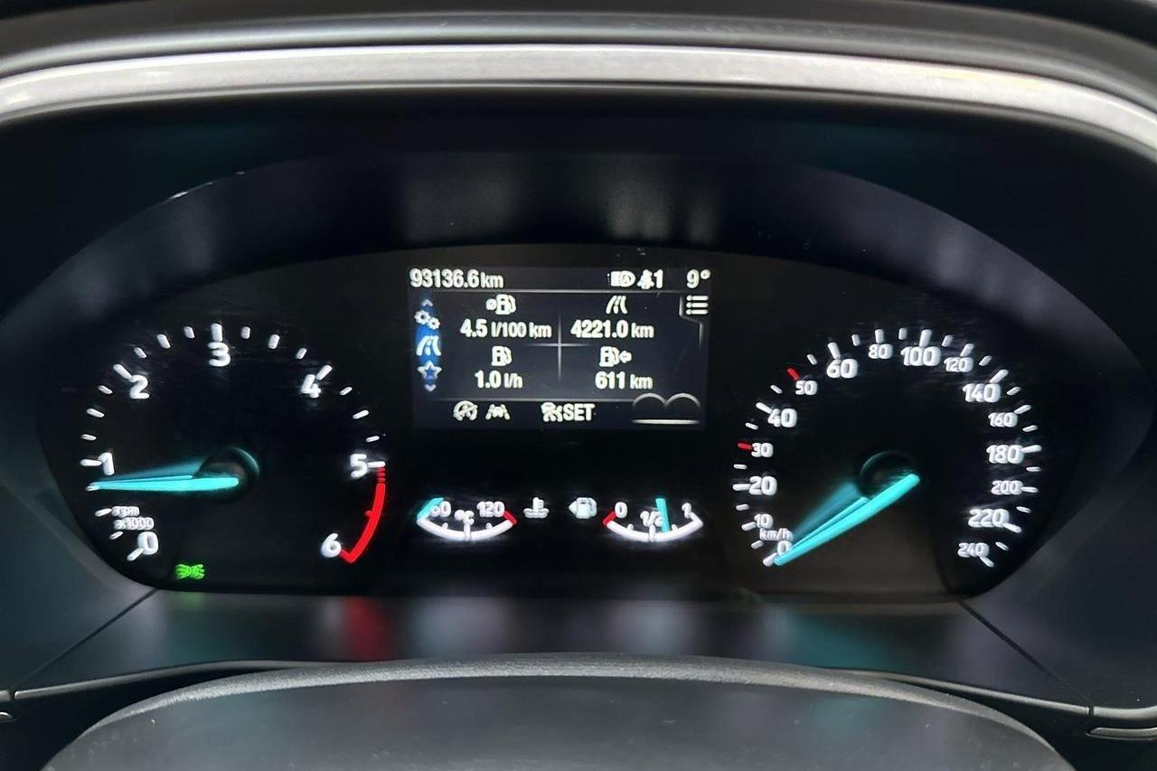 Ford Focus 1.5 TDCi Kombi (95hk) - 93 140 km - Manual - white - 2019