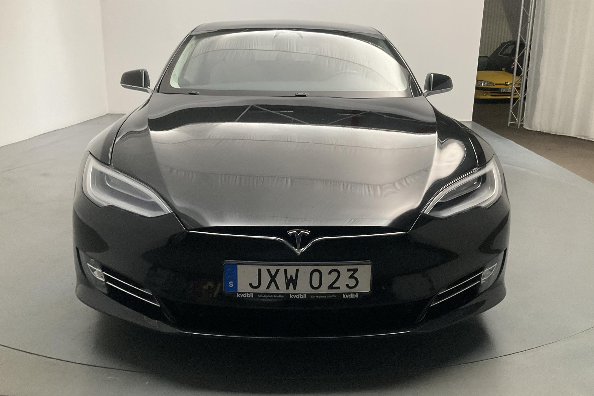 Tesla Model S 100D - 9 143 mil - Automat - svart - 2018