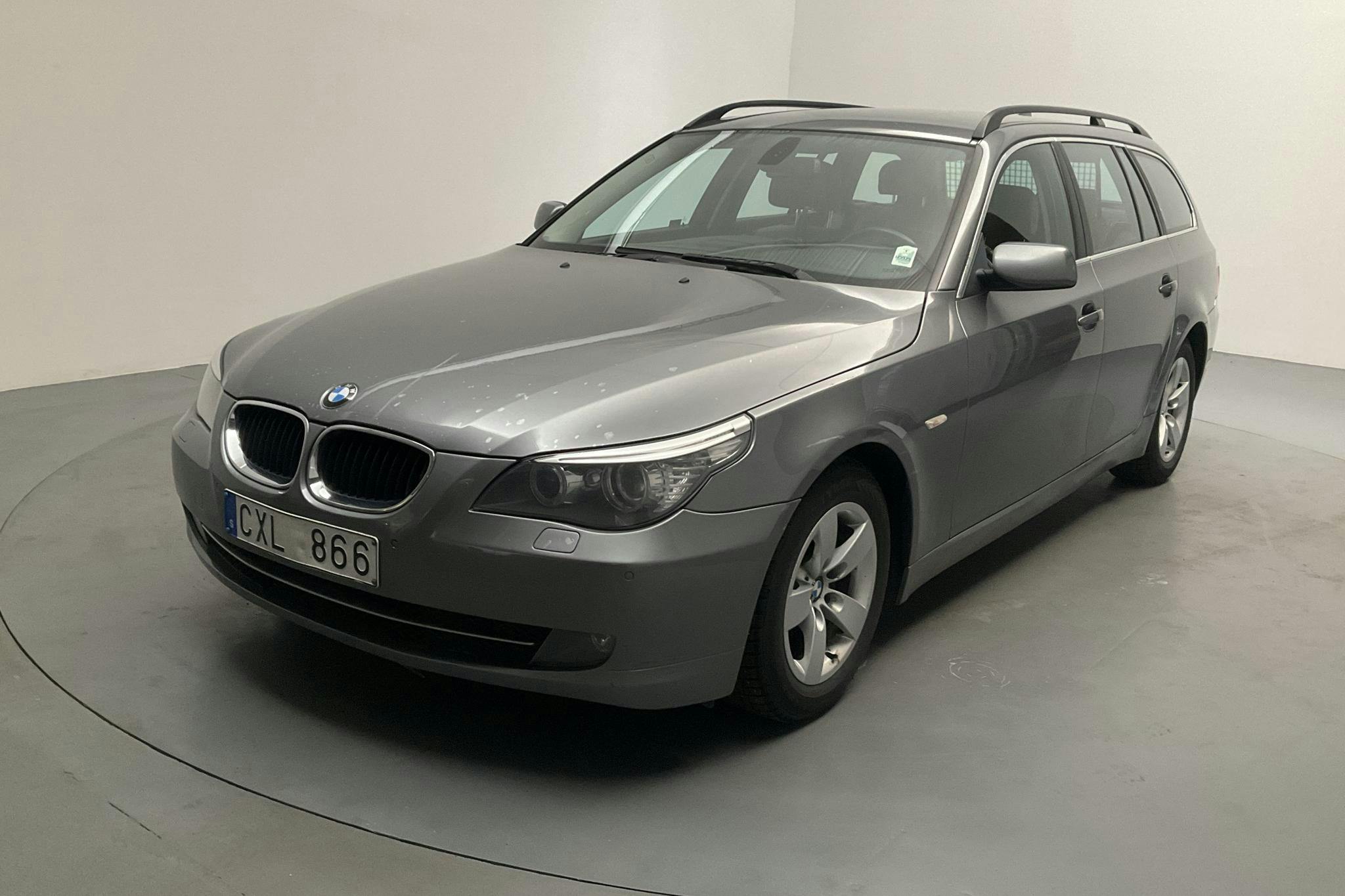 BMW 520d Touring, E61 (177hk) - 278 060 km - Manual - gray - 2009