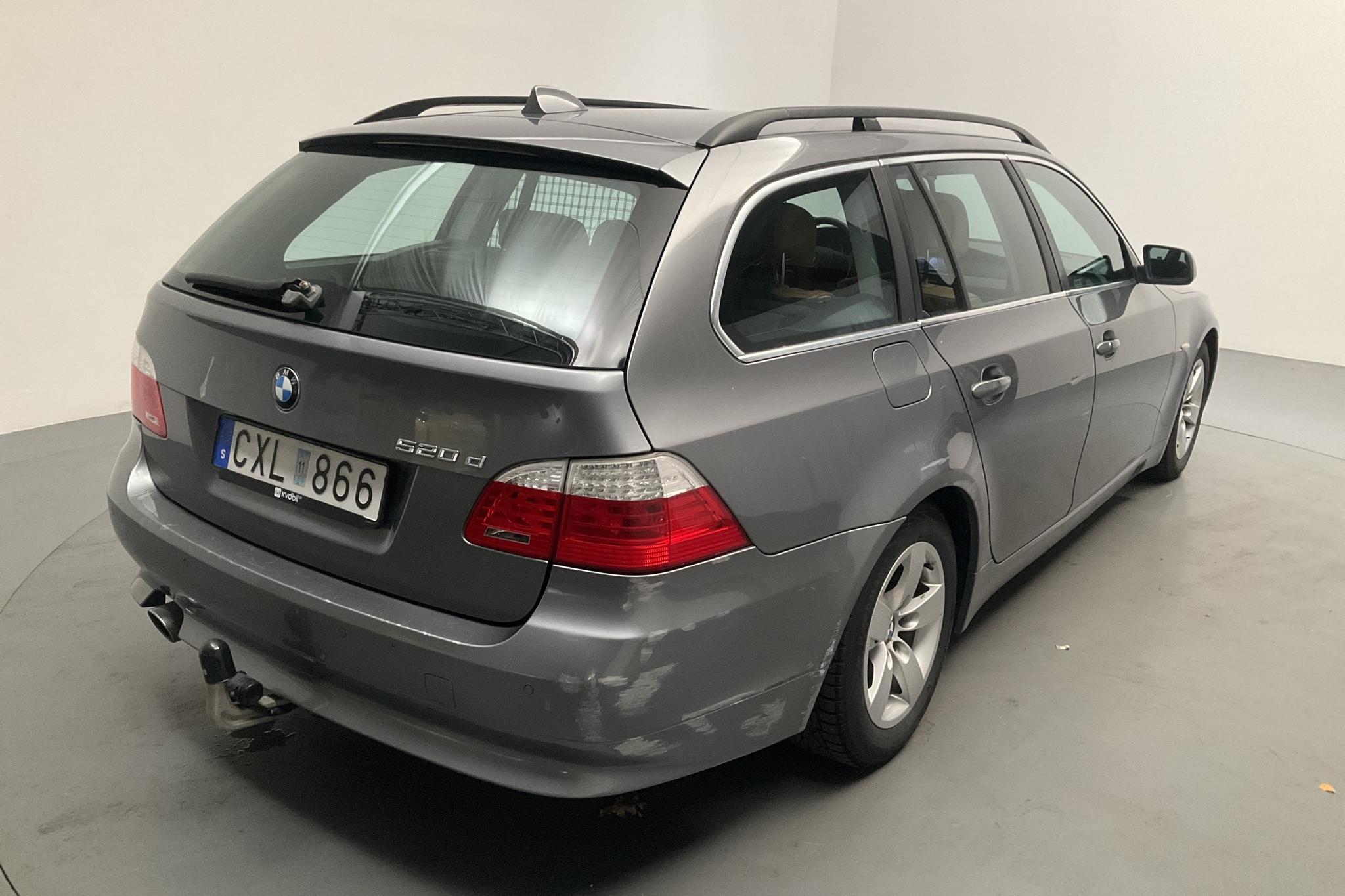 BMW 520d Touring, E61 (177hk) - 278 060 km - Manual - gray - 2009