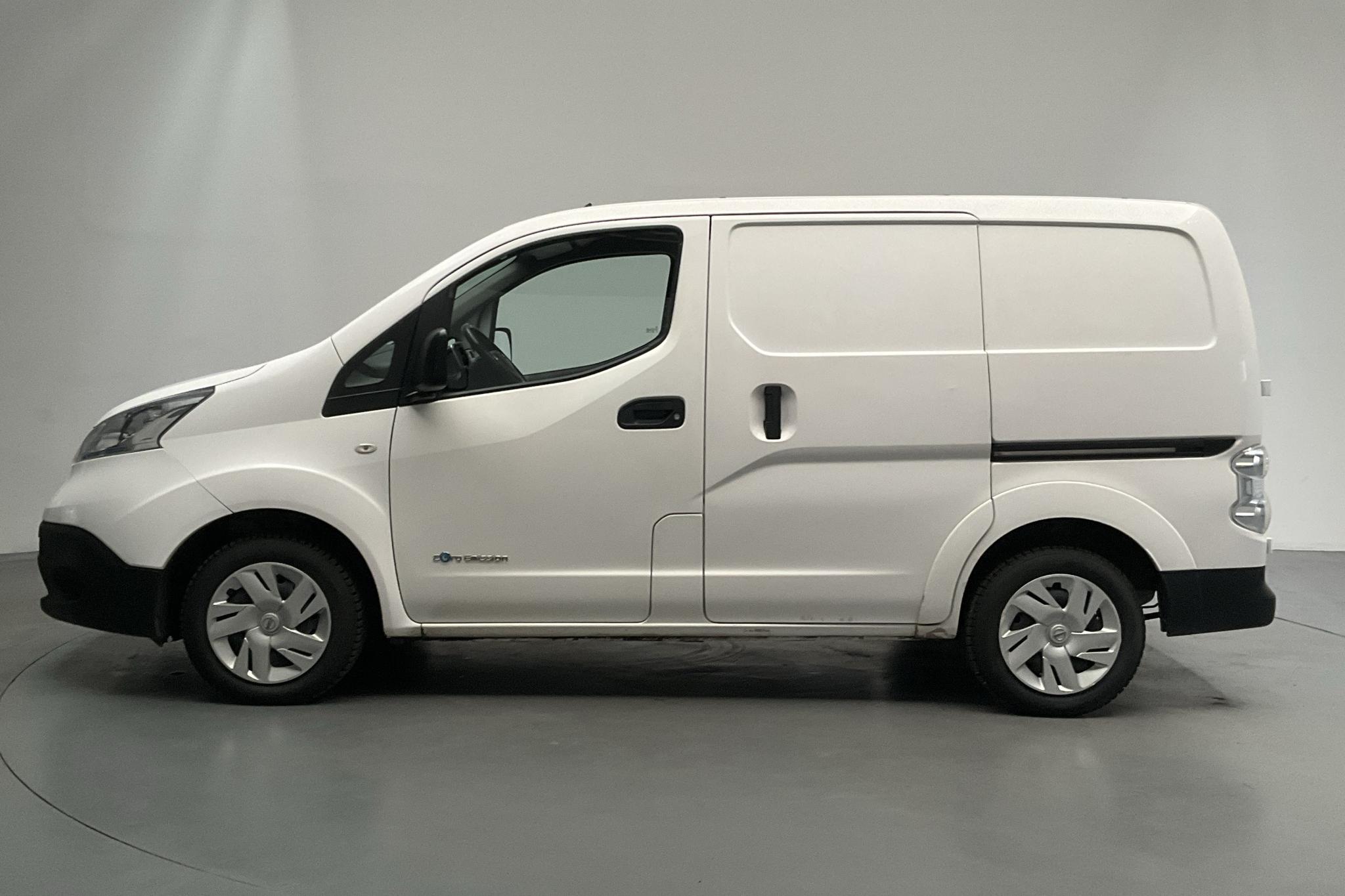 Nissan e-NV200 24,0 kWh (109hk) - 65 940 km - Automatic - white - 2015