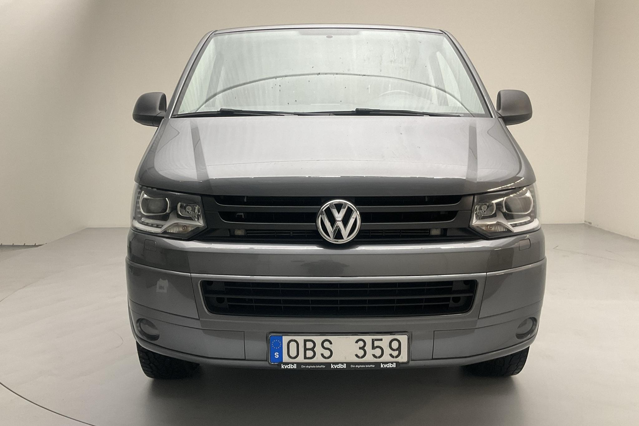 VW Transporter T5 2.0 TDI (140hk) - 159 210 km - Manual - gray - 2014