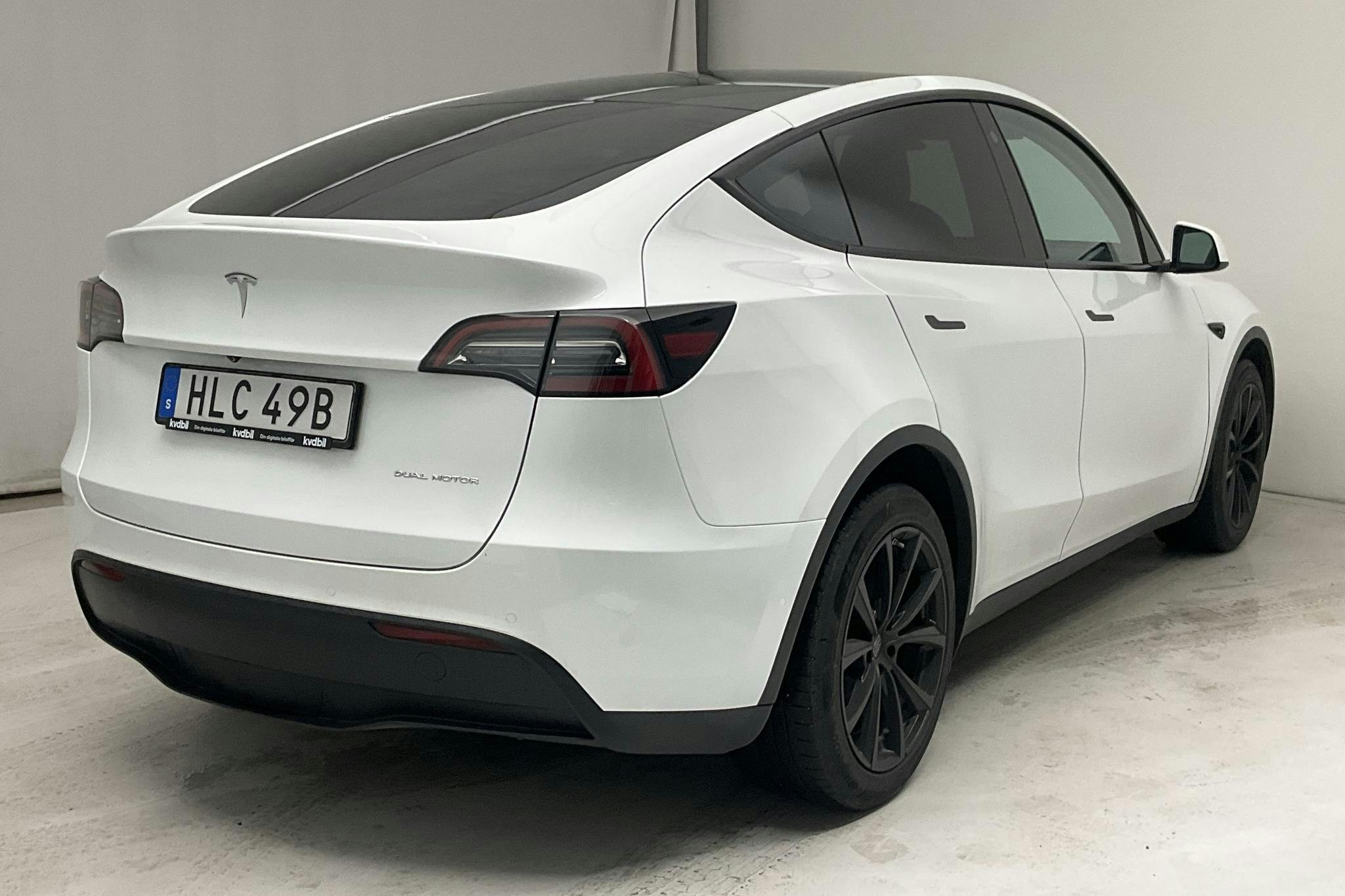 Tesla Model Y Long Range Dual Motor AWD - 57 060 km - Automatic - white - 2021