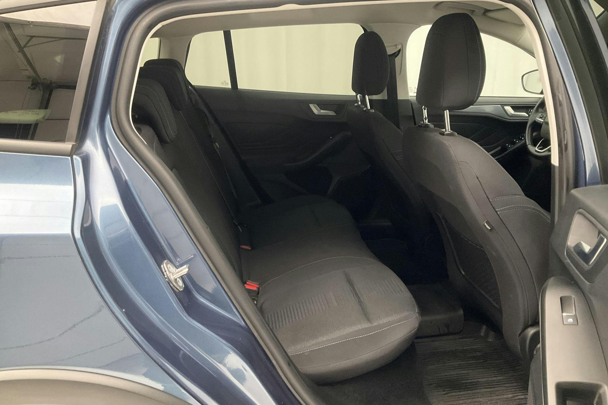Ford Focus 1.0 EcoBoost Kombi (125hk) - 4 607 mil - Automat - blå - 2020