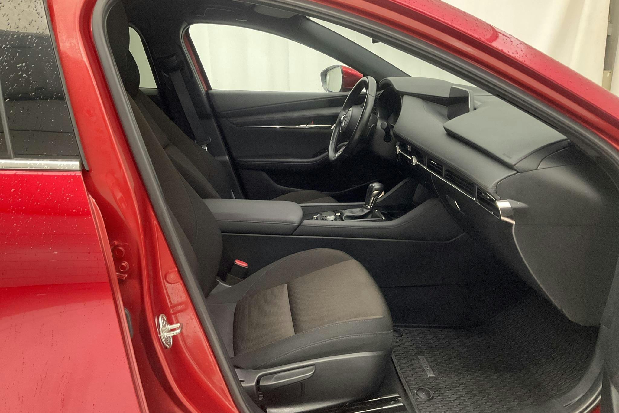 Mazda 3 2.0 5dr (122hk) - 23 580 km - Automatic - red - 2019