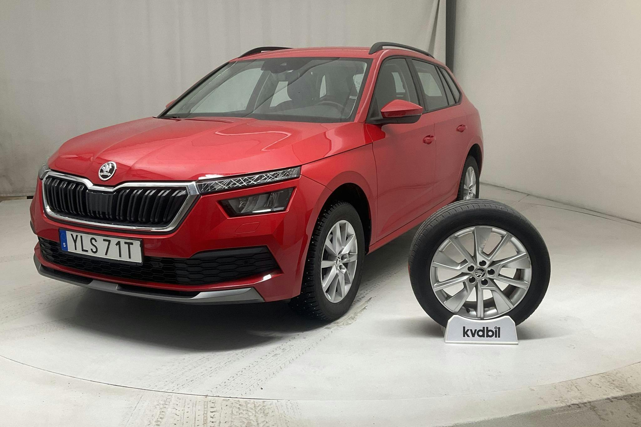 Skoda Kamiq 1.0 TSI (115hk) - 3 024 mil - Automat - röd - 2021