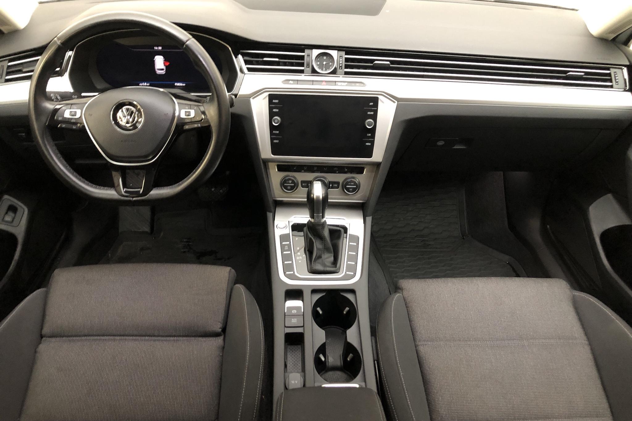 VW Passat 1.4 TSI Sportscombi (150hk) - 95 820 km - Automatic - white - 2018