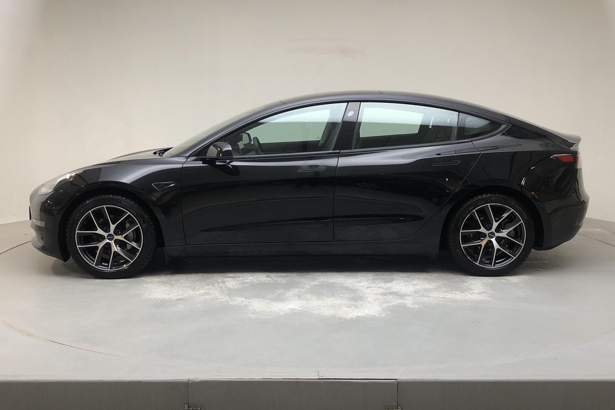 Tesla Model 3 Long Range Dual Motor AWD - 6 239 mil - Automat - svart - 2021