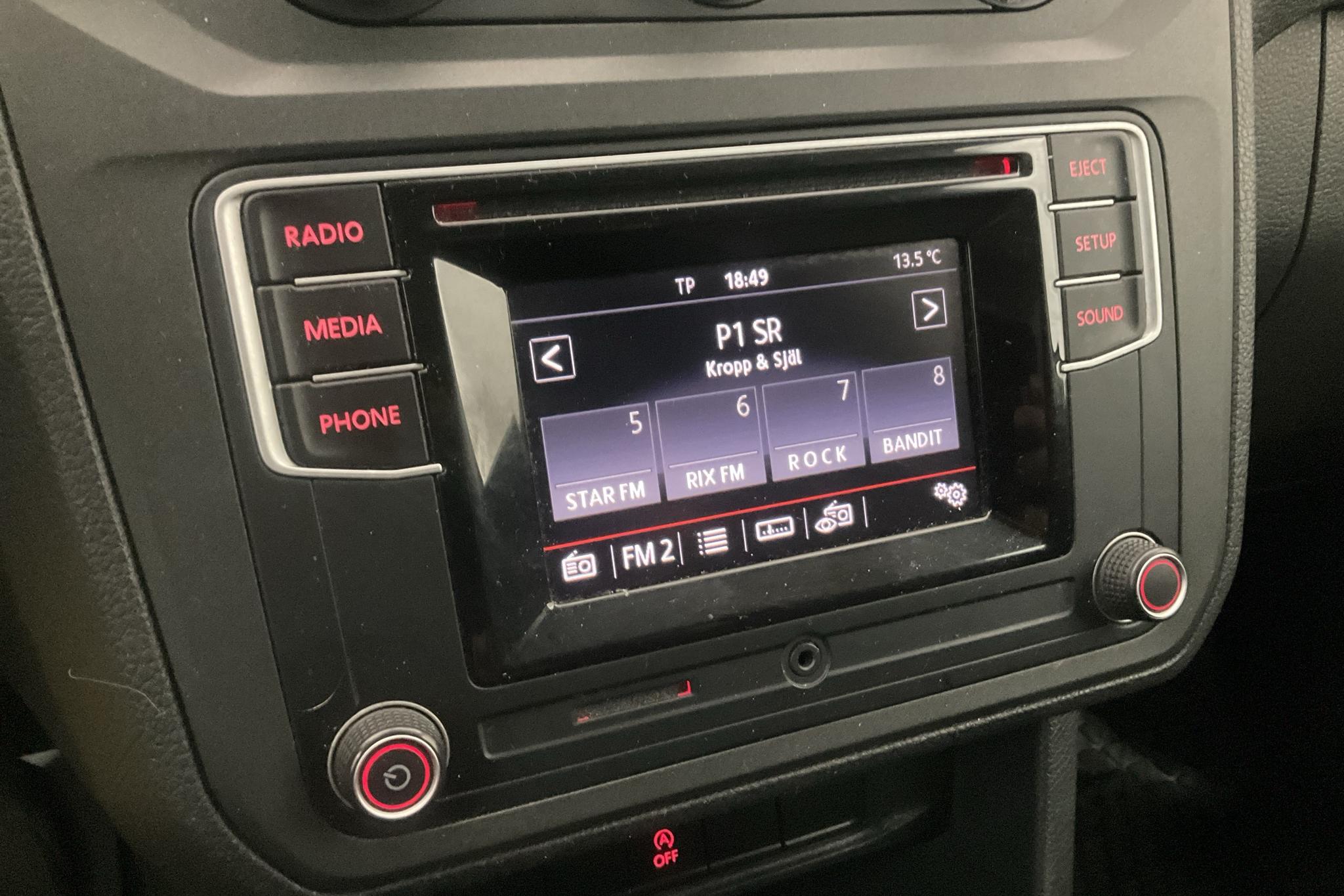 VW Caddy Life 2.0 TDI (75hk) - 15 365 mil - Manuell - vit - 2018