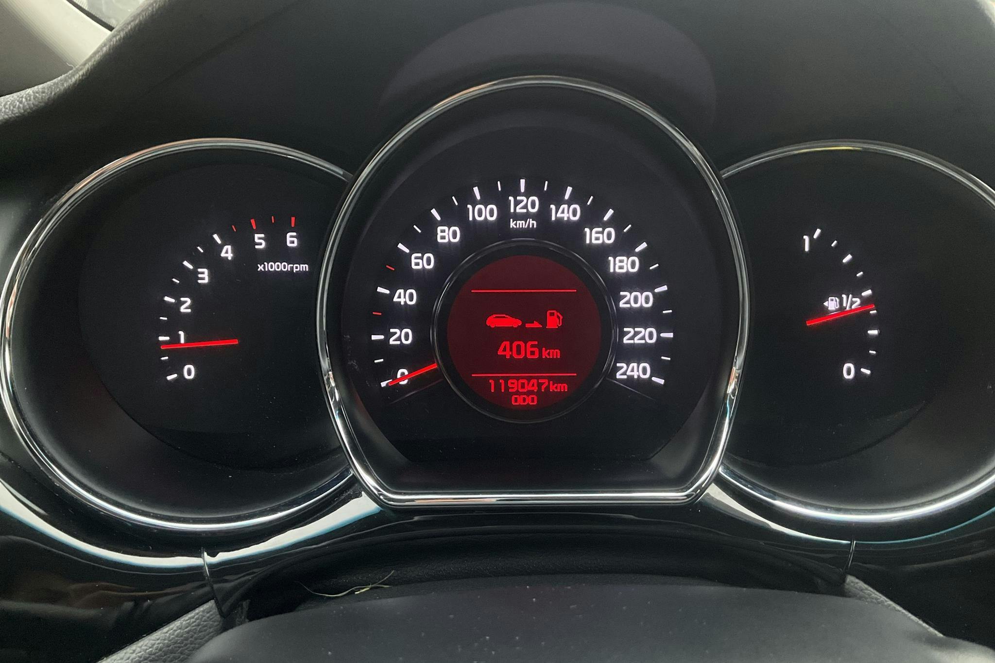 KIA Cee'd 1.6 CRDi 5dr (110hk) - 11 905 mil - Manuell - svart - 2015