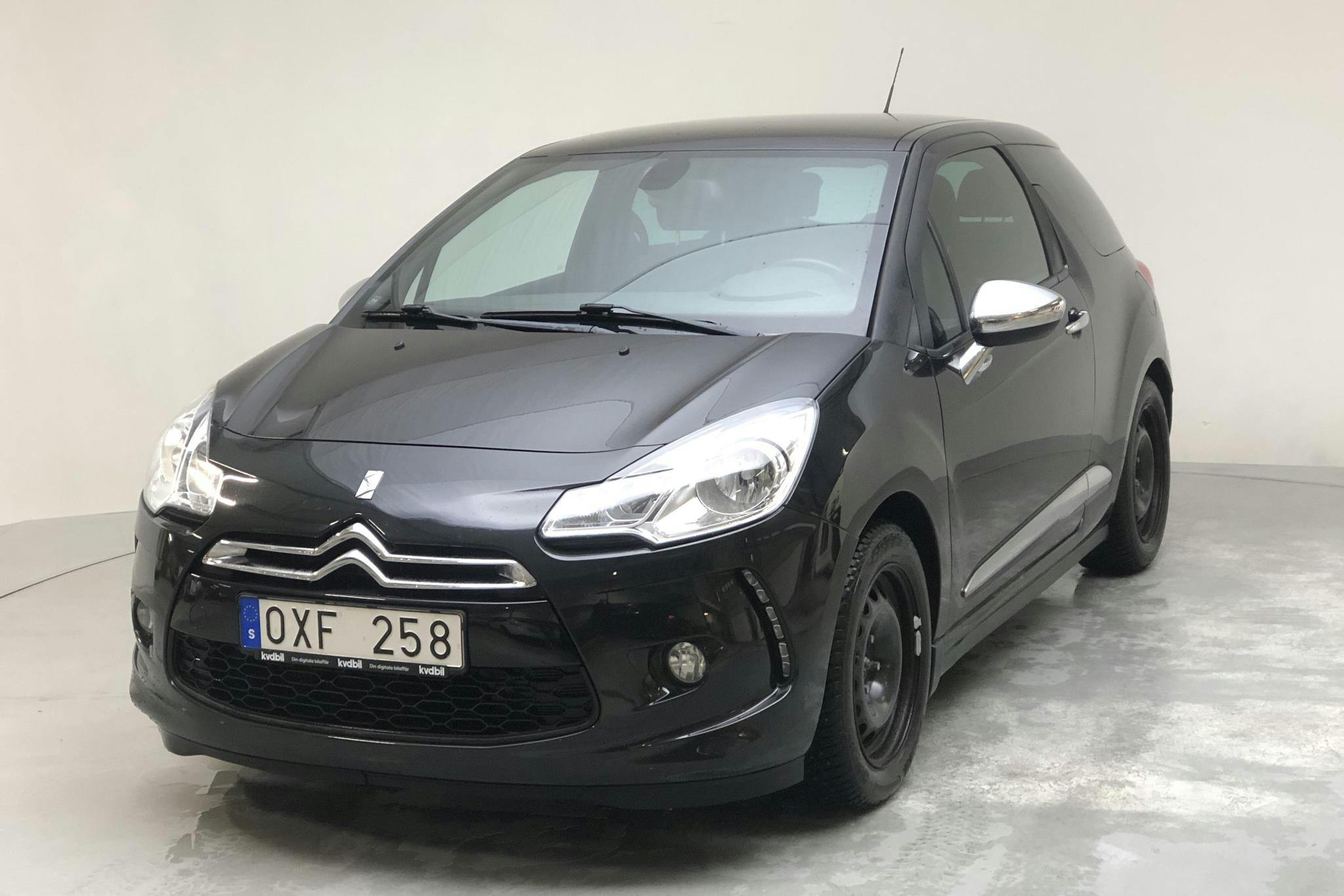 Citroen DS3 1.6 e-HDi (90hk) - 12 233 mil - Manuell - svart - 2011