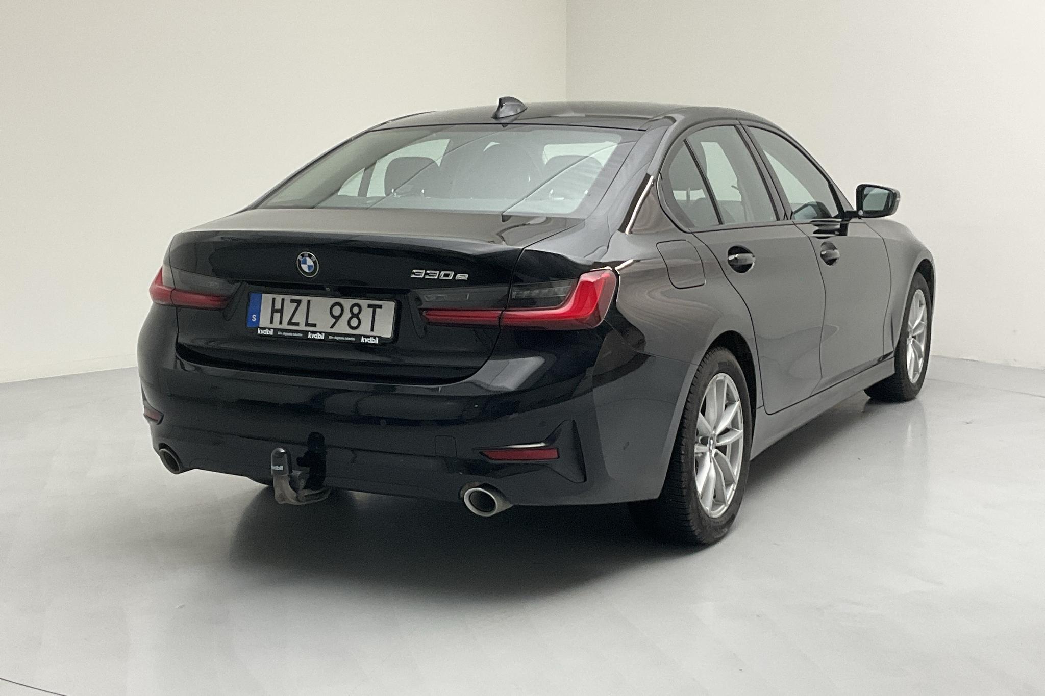 BMW 330e Sedan, G20 (292hk) - 81 410 km - Automatic - black - 2020