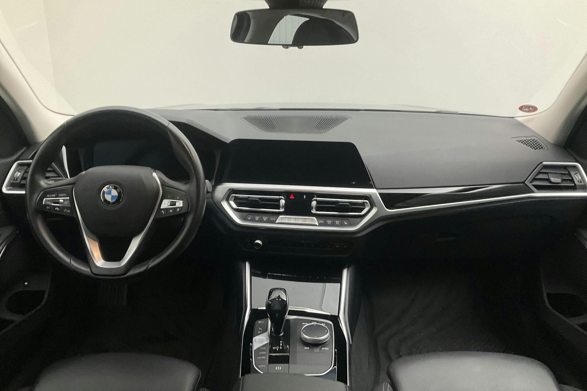 BMW 330e Sedan, G20 (292hk) - 81 410 km - Automatic - black - 2020