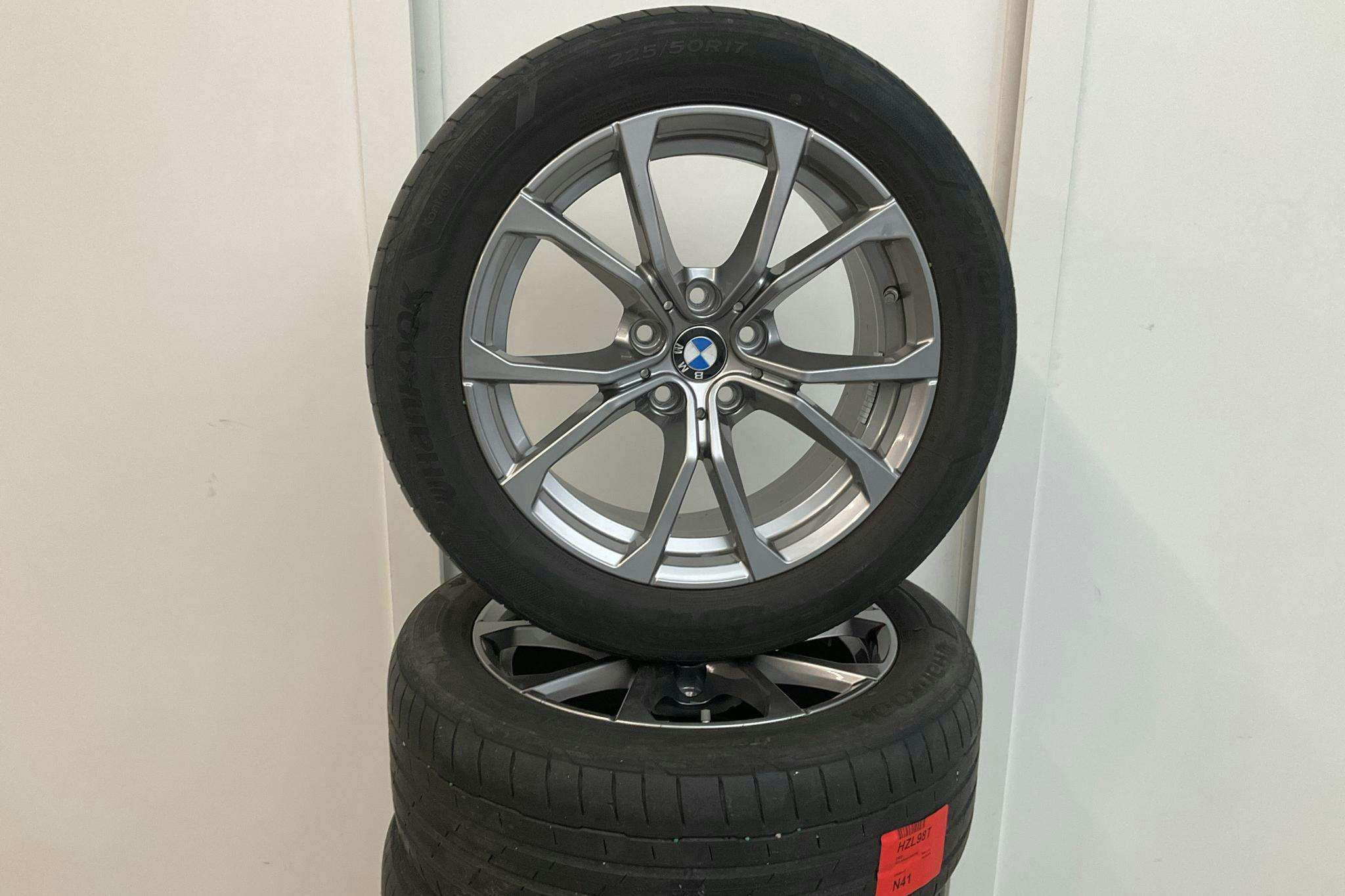 BMW 330e Sedan, G20 (292hk) - 81 410 km - Automatic - black - 2020
