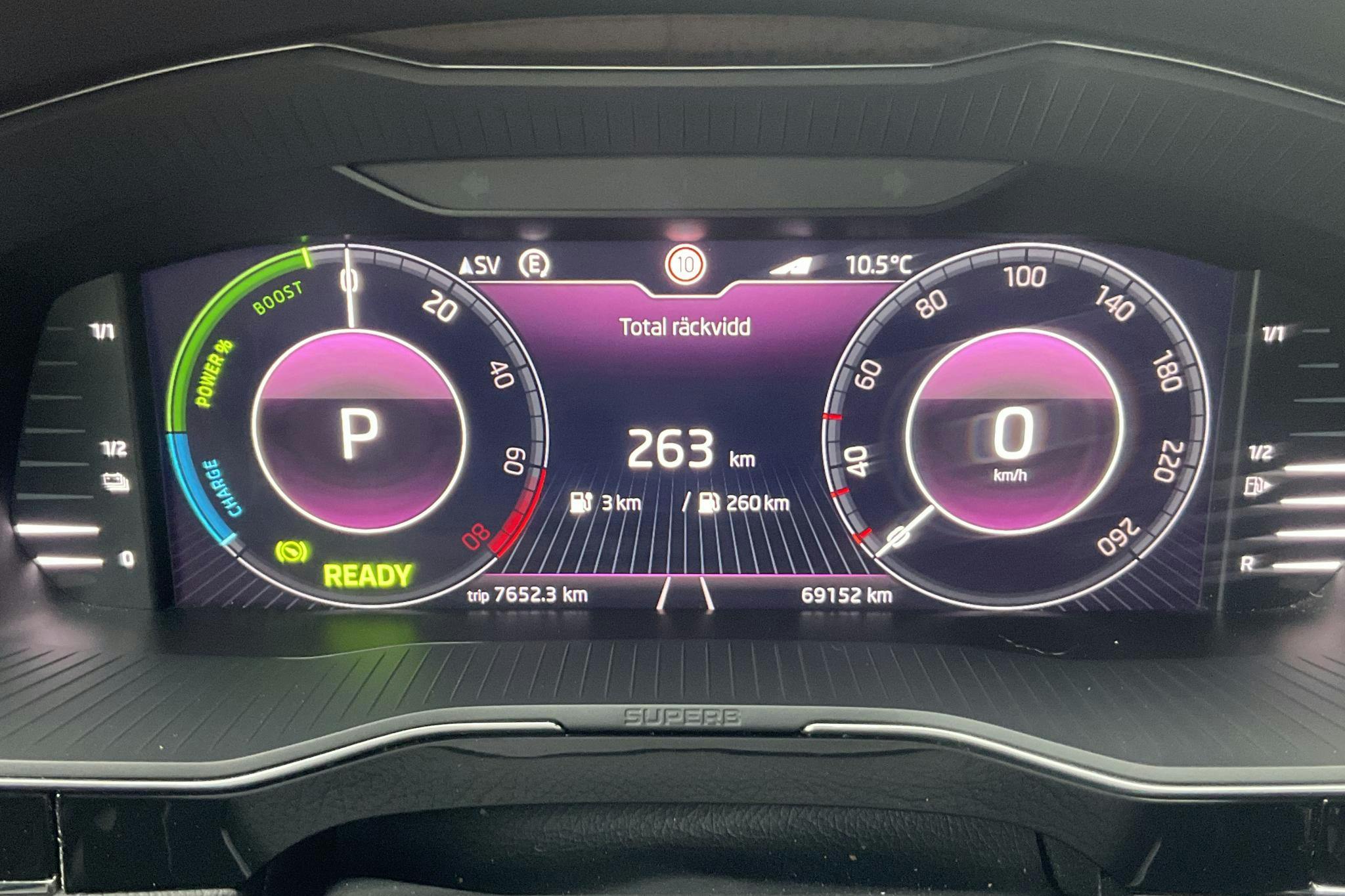 Skoda Superb 1.4 TSI PHEV Kombi (218hk) - 69 150 km - Automatic - gray - 2020