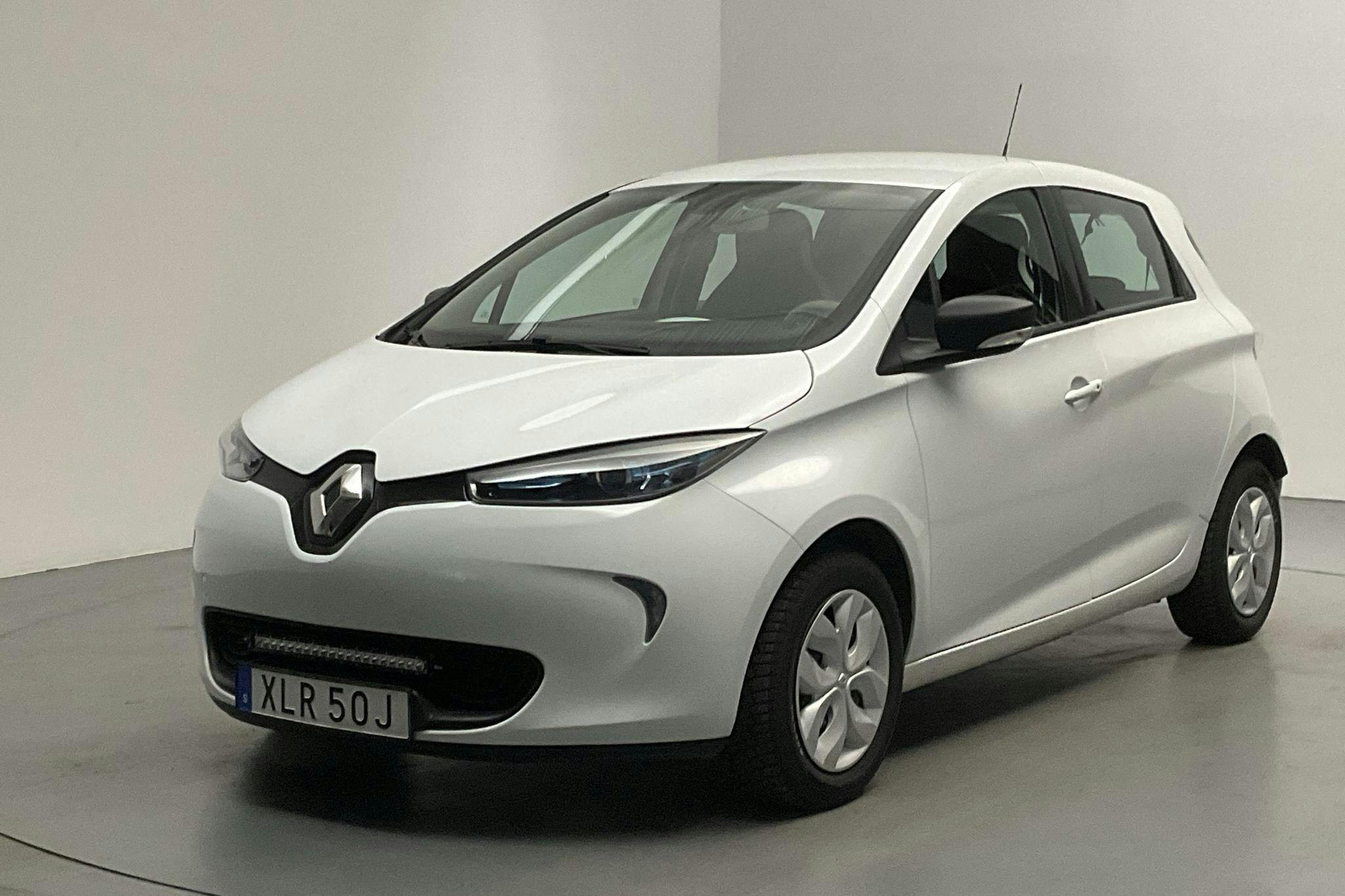 Renault Zoe 41 kWh R90 (92hk) - 2 482 mil - Automat - vit - 2019