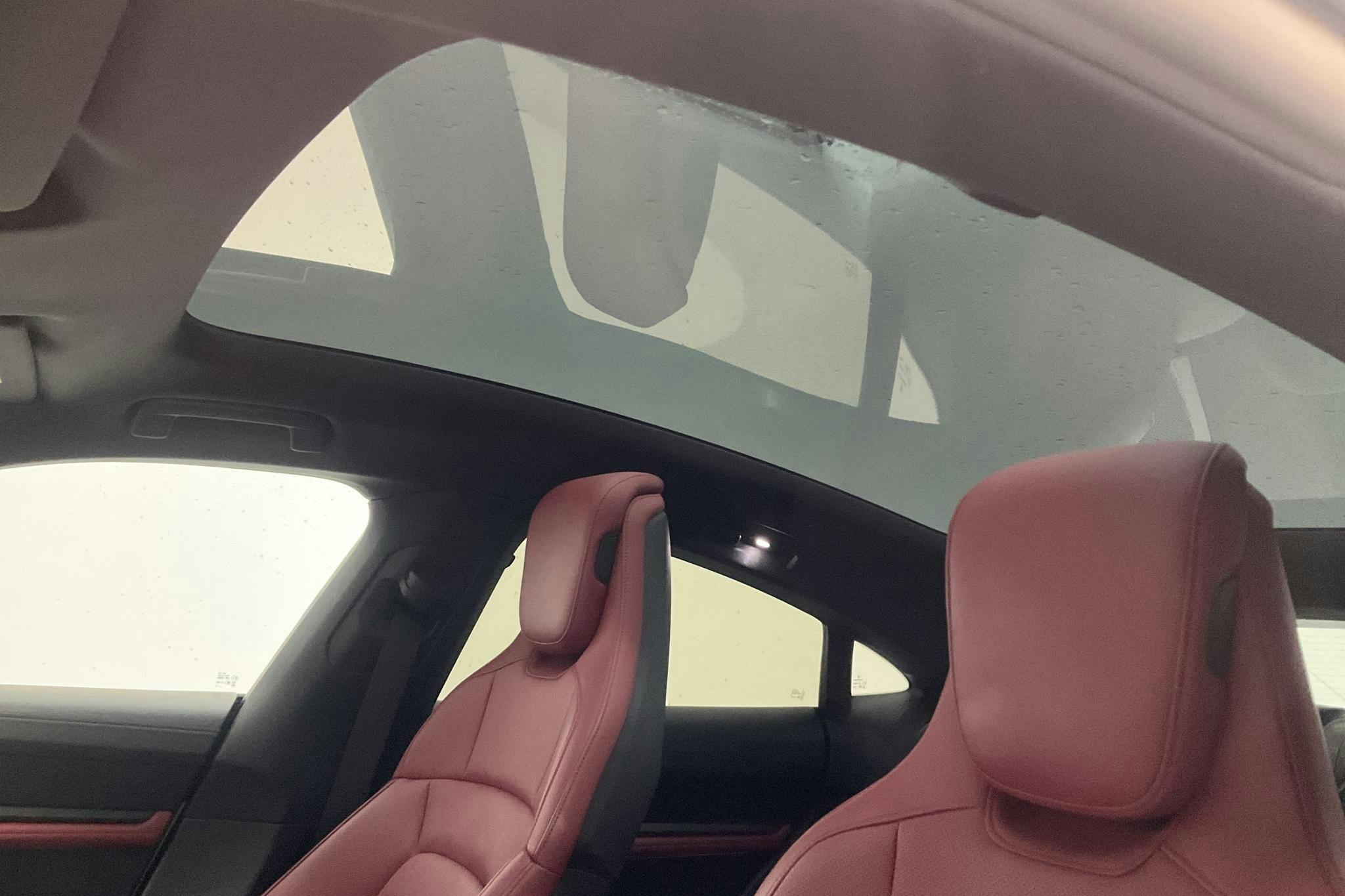 Porsche Taycan 4S (530hk) - 63 260 km - Automatic - white - 2021