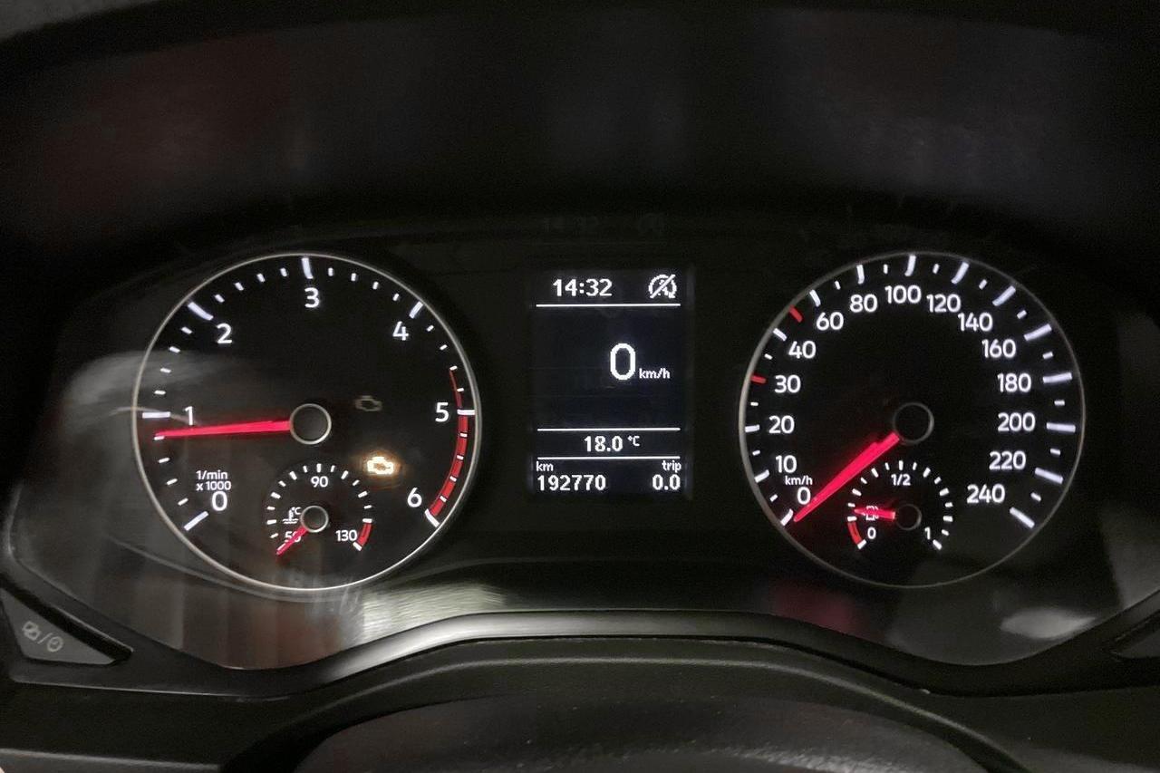 VW Amarok 3.0 TDI 4motion (224hk) - 19 278 mil - Automat - vit - 2018