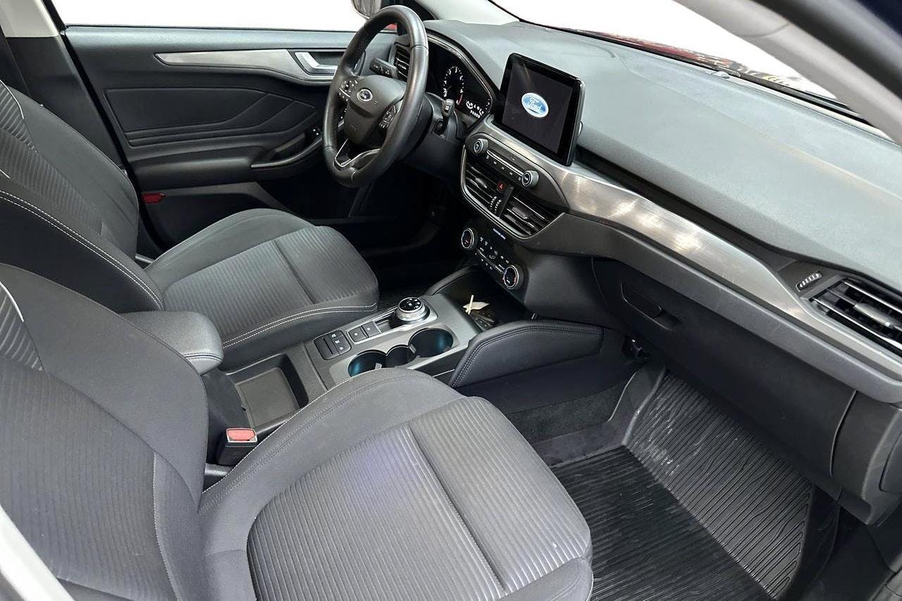 Ford Focus 1.5 TDCi Kombi (120hk) - 8 943 mil - Automat - blå - 2020