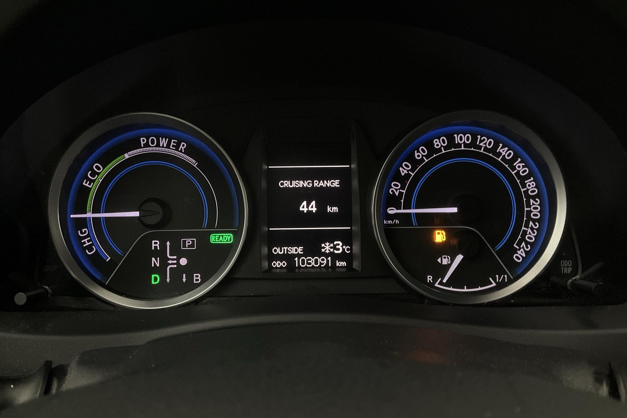 Toyota Auris 1.8 HSD Touring Sports (99hk) - 103 090 km - Automatic - Dark Red - 2015