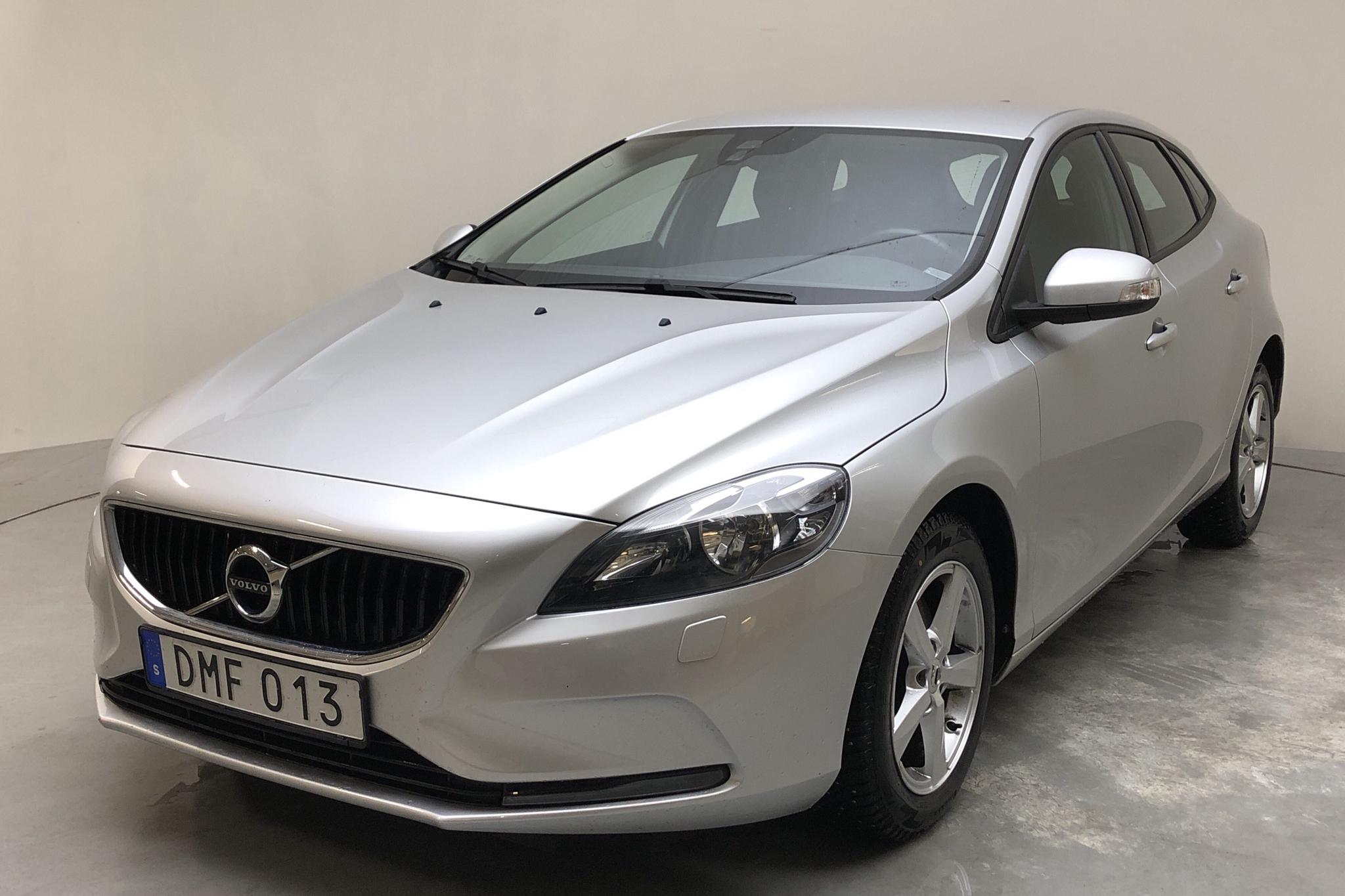 Volvo V40 T2 (122hk)