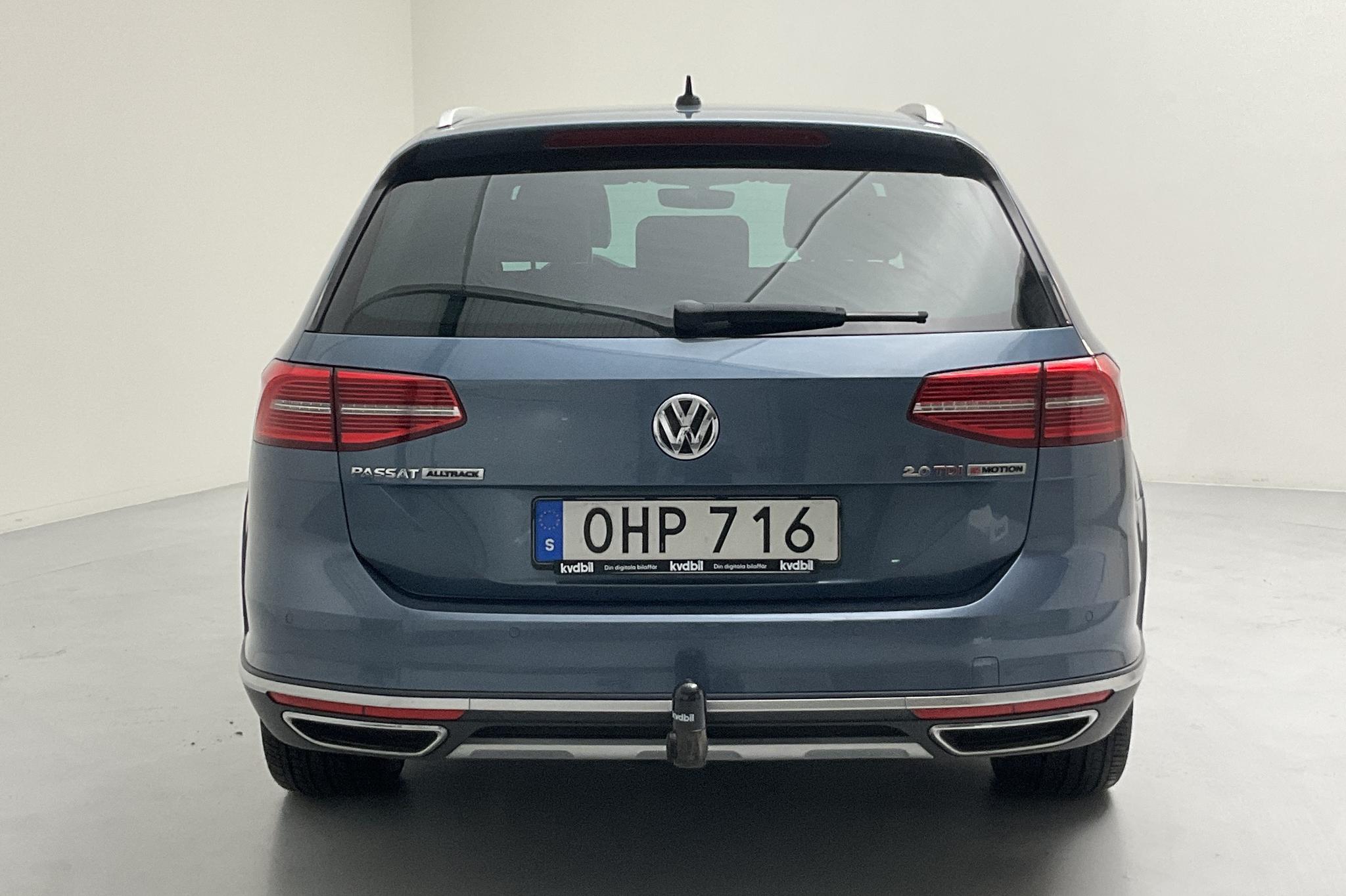VW Passat Alltrack 2.0 TDI Sportscombi 4MOTION (240hk) - 97 840 km - Automatic - blue - 2017