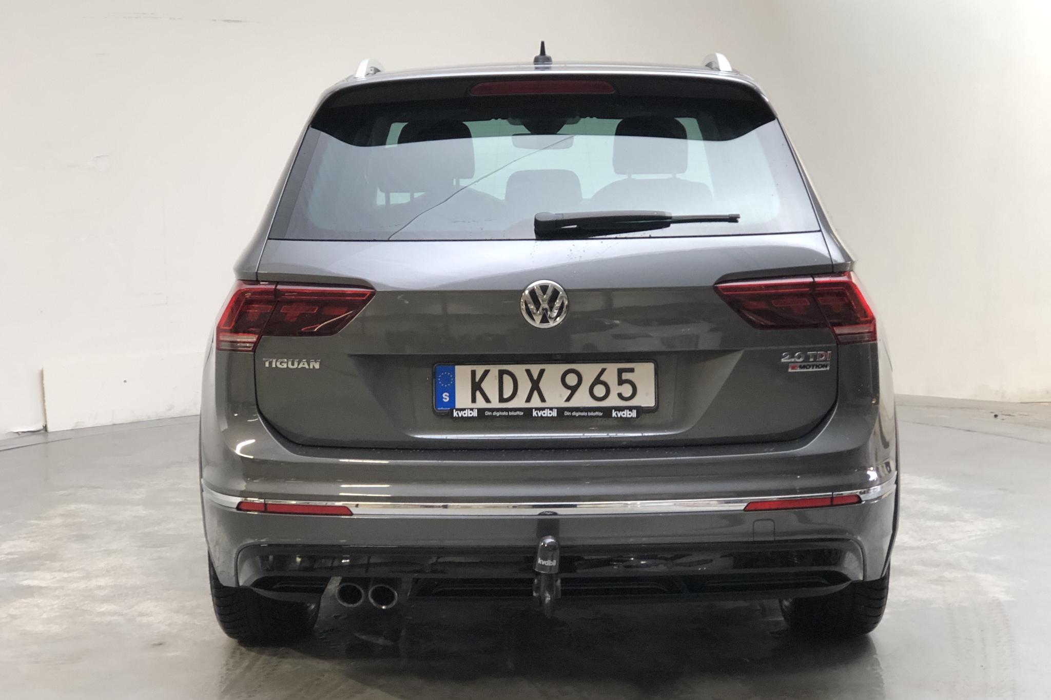 VW Tiguan 2.0 TDI 4MOTION (190hk) - 10 349 mil - Automat - silver - 2017