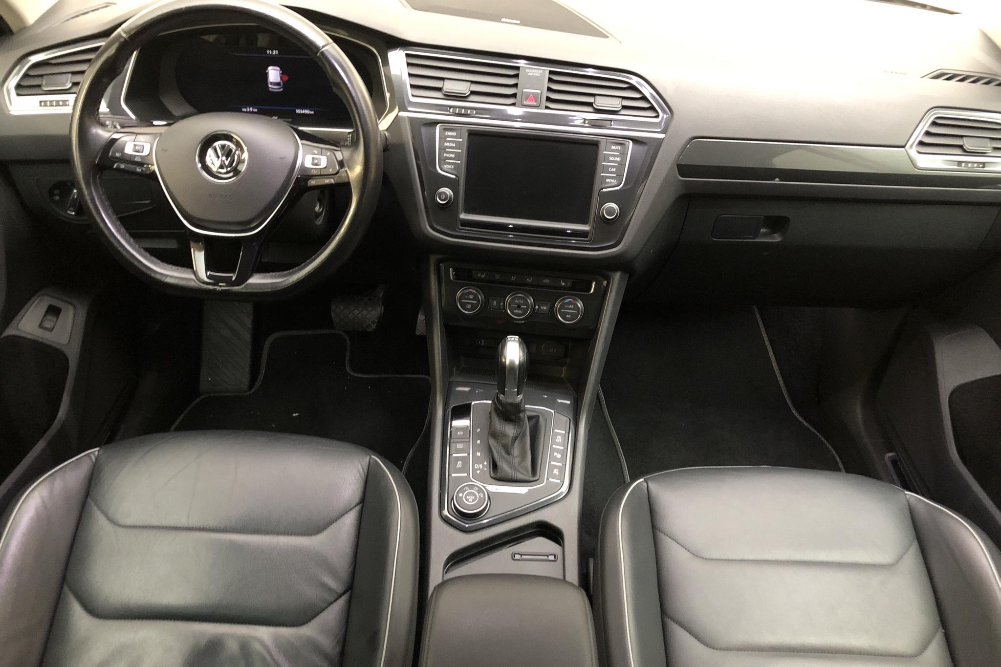 VW Tiguan 2.0 TDI 4MOTION (190hk) - 10 349 mil - Automat - silver - 2017
