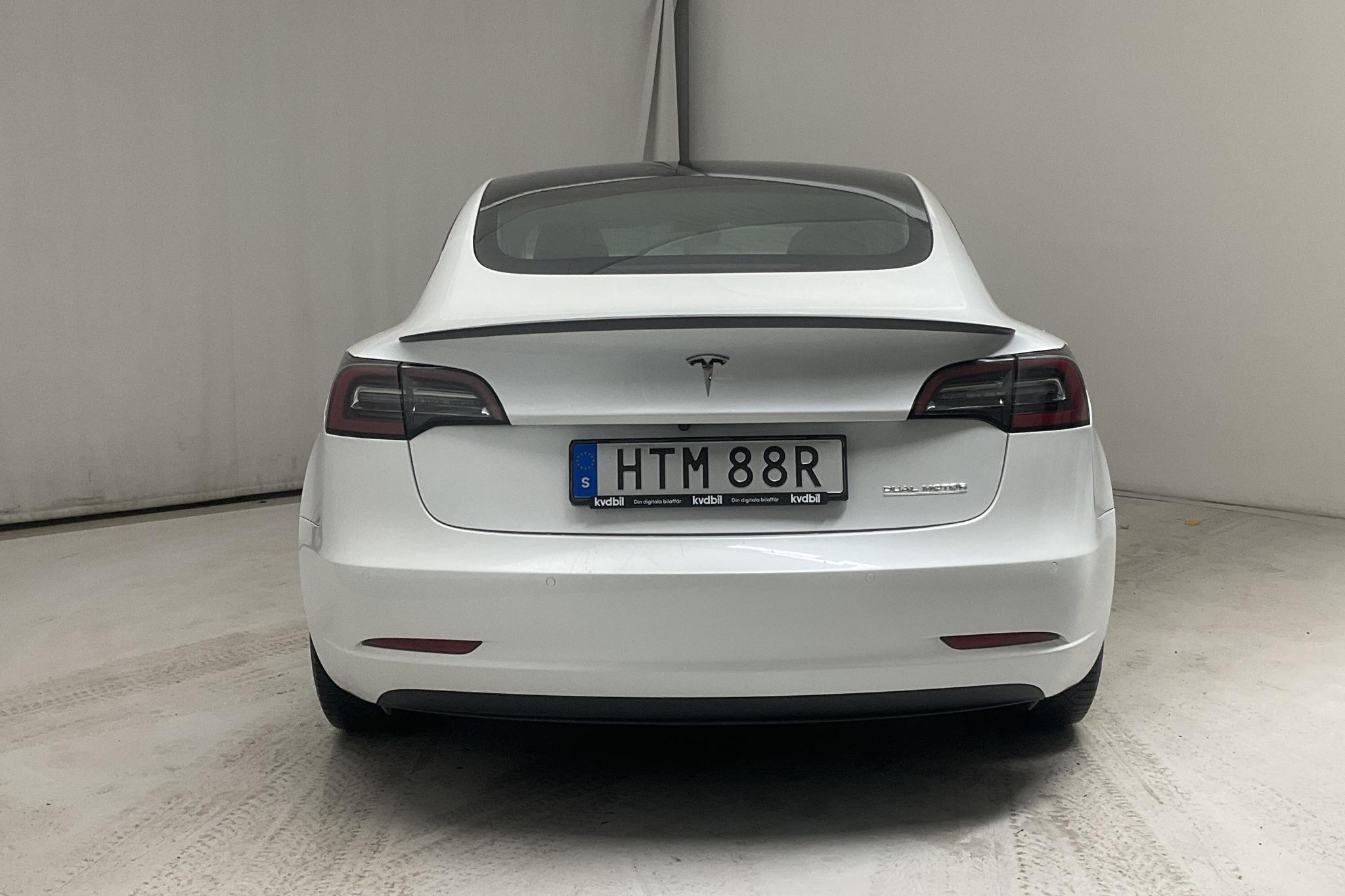 Tesla Model 3 Performance AWD - 51 470 km - Automatic - white - 2021