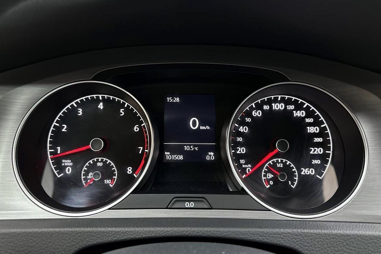 VW Golf VII 1.4 TSI Multifuel 5dr (125hk) - 10 151 mil - Manuell - röd - 2017