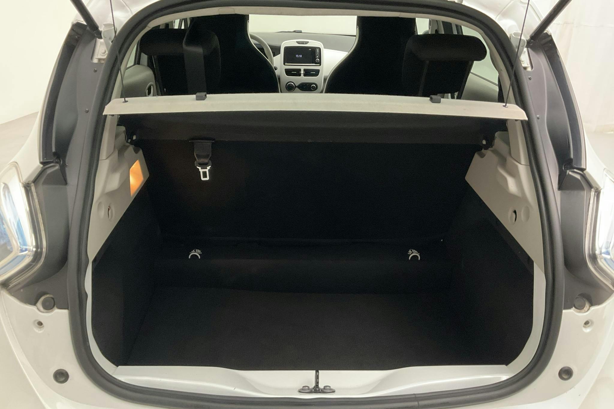 Renault Zoe 22 kWh (88hk) - 118 290 km - Automatic - white - 2017