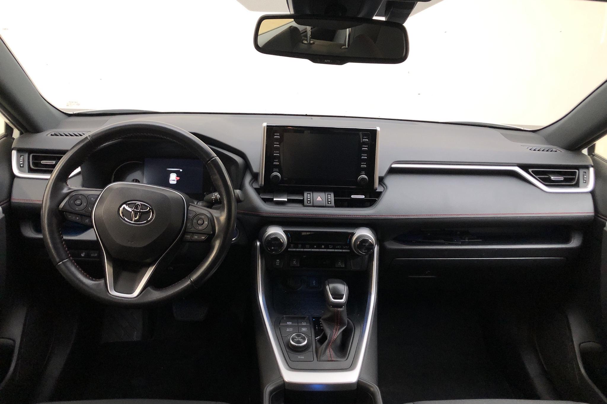 Toyota RAV4 2.5 Plug-in Hybrid AWD (306hk) - 113 220 km - Automatic - white - 2021