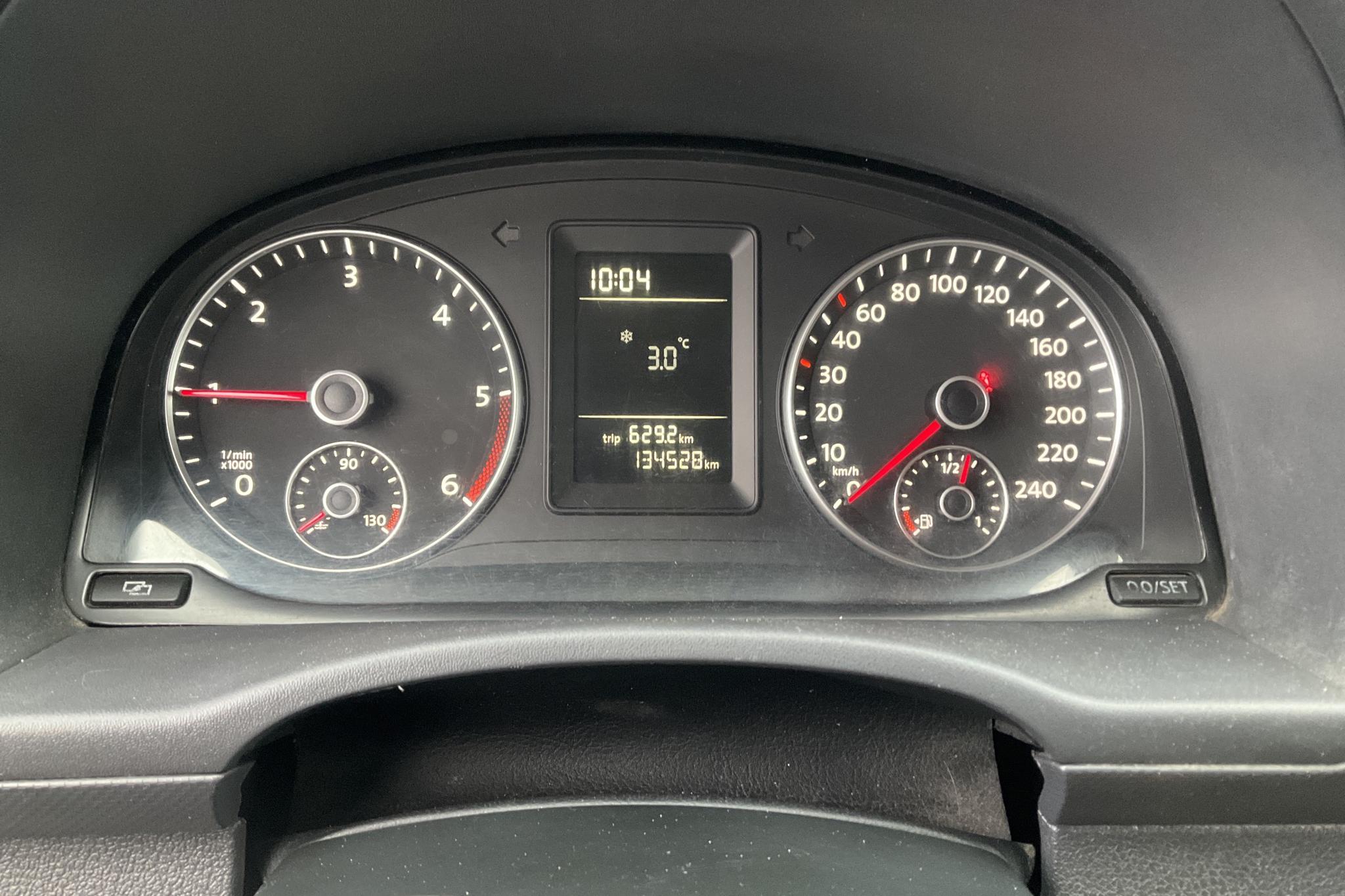 VW Caddy 1.6 TDI Skåp (102hk) - 13 452 mil - Manuell - vit - 2012