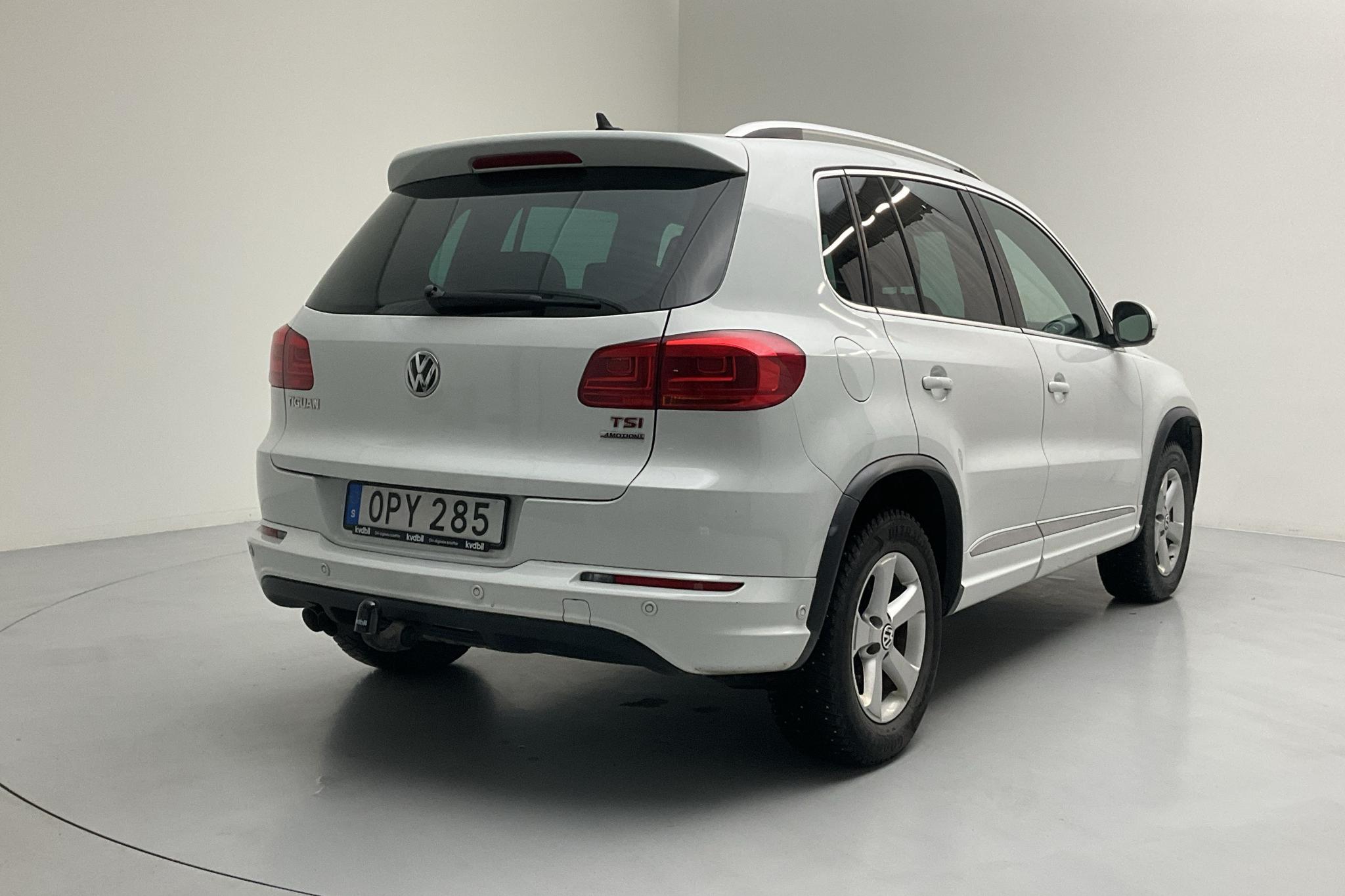 VW Tiguan 1.4 TSI 4MOTION (160hk) - 11 482 mil - Manuell - vit - 2015