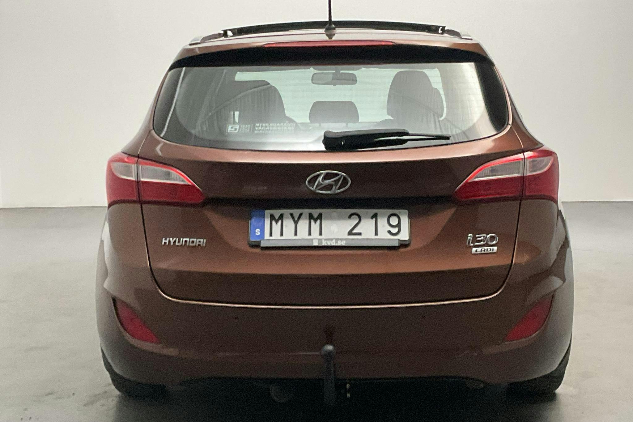 Hyundai i30 1.6 CRDi Kombi (110hk) - 225 410 km - Manual - brown - 2013
