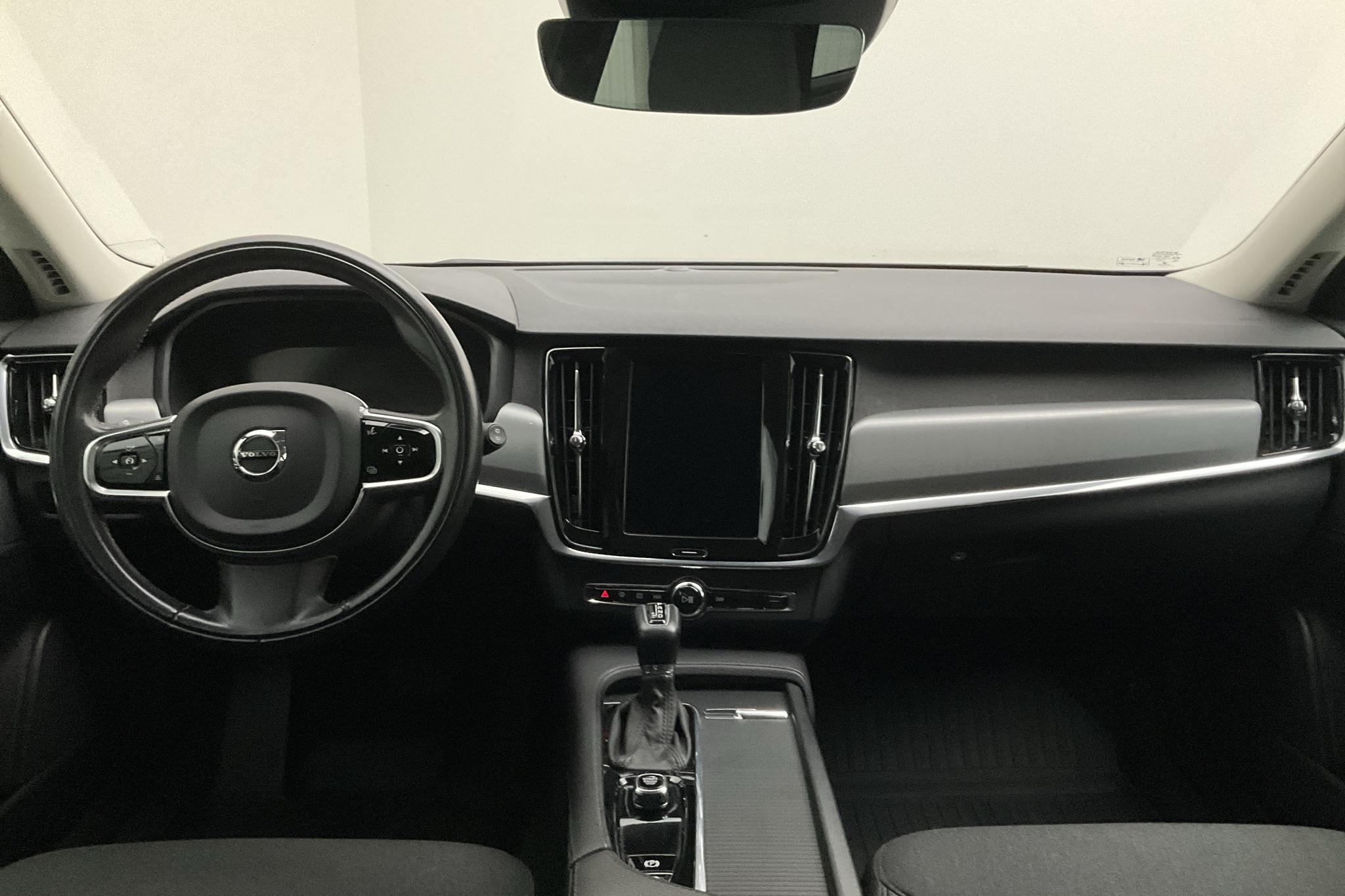 Volvo V90 D4 (190hk) - 130 760 km - Automatic - black - 2020