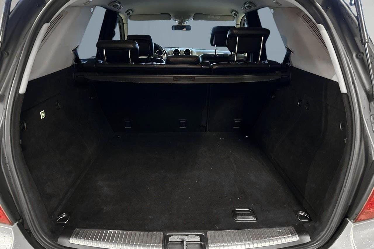 Mercedes ML 320 CDI (224hk) - 210 150 km - Automatic - silver - 2008
