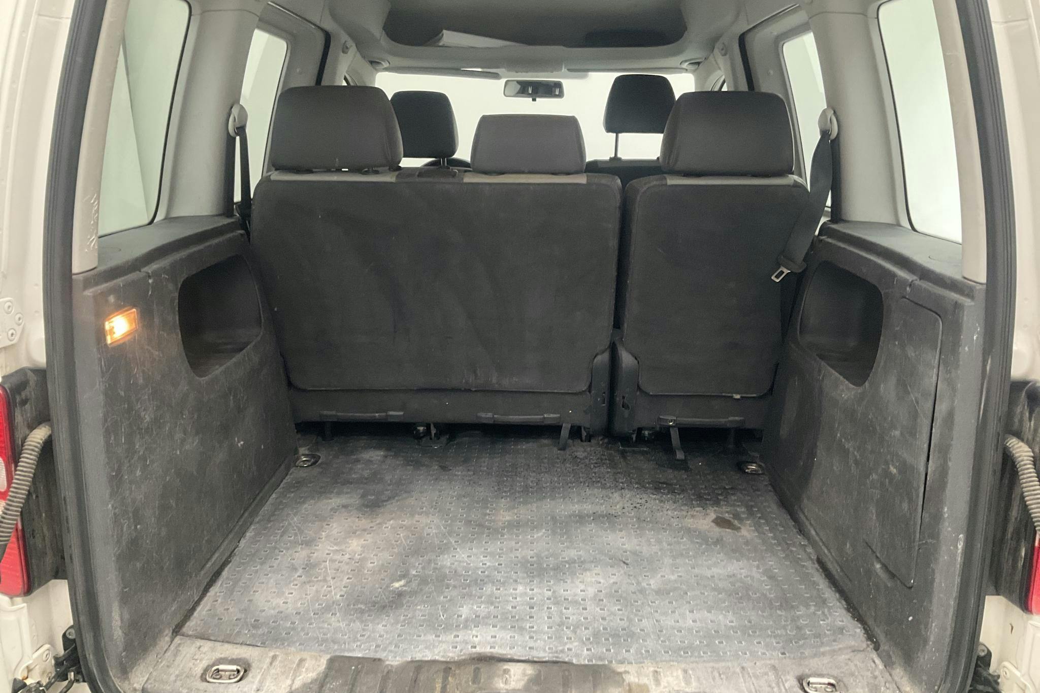VW Caddy Life 1.6 TDI (75hk) - 108 700 km - Manual - white - 2014