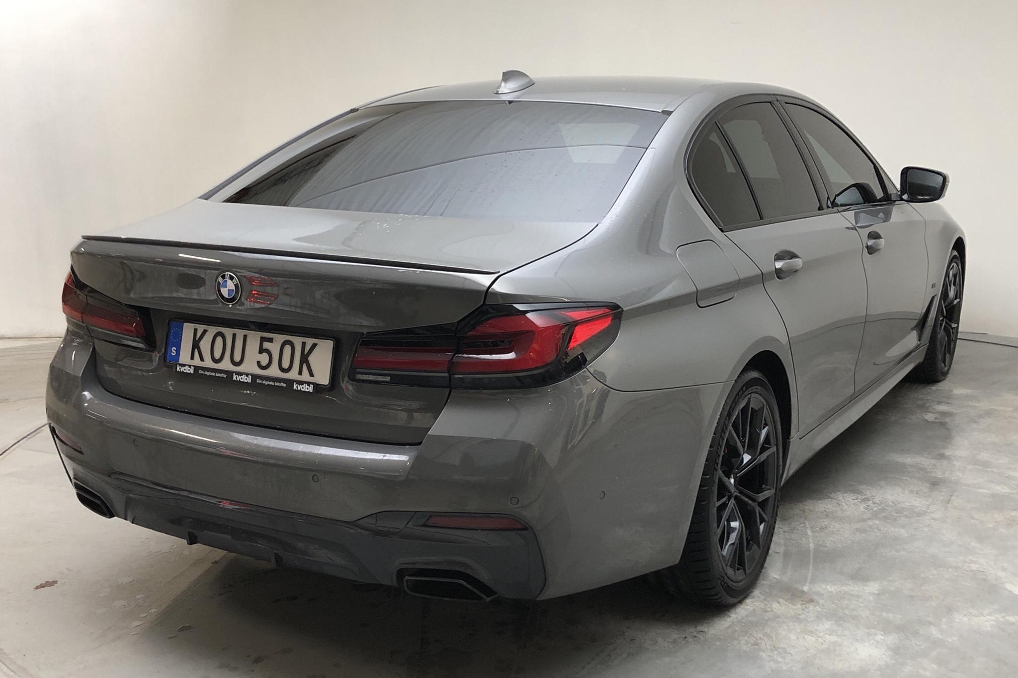 BMW 545e xDrive Sedan, G30 LCI (394hk) - 8 627 mil - Automat - grå - 2021