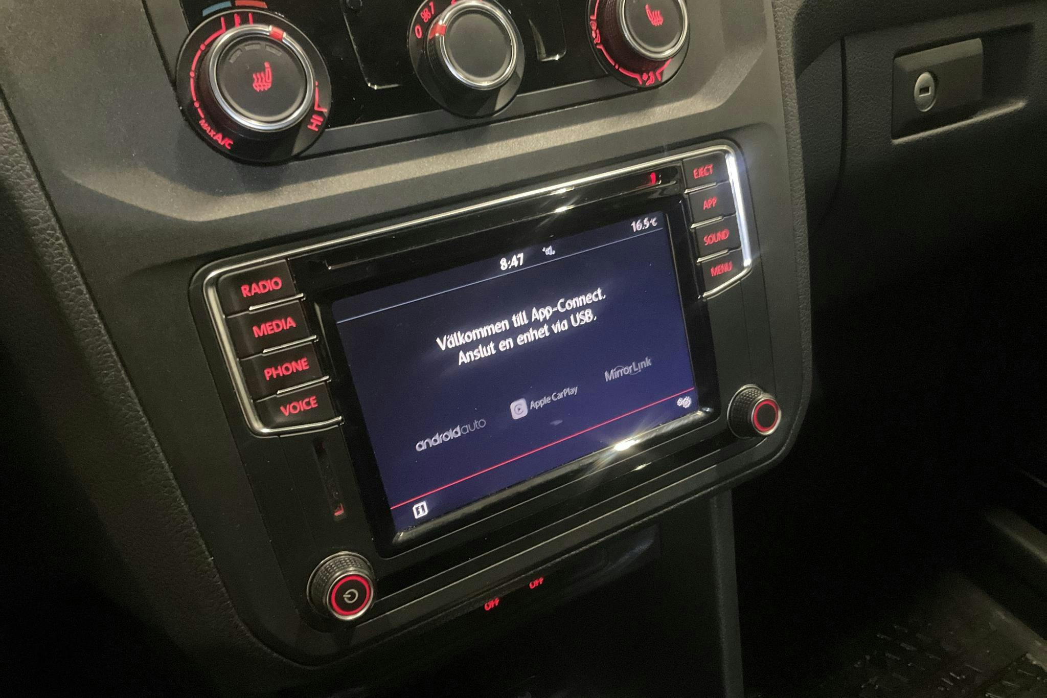 VW Caddy Maxi 2.0 TDI (102hk) - 4 863 mil - Automat - vit - 2020
