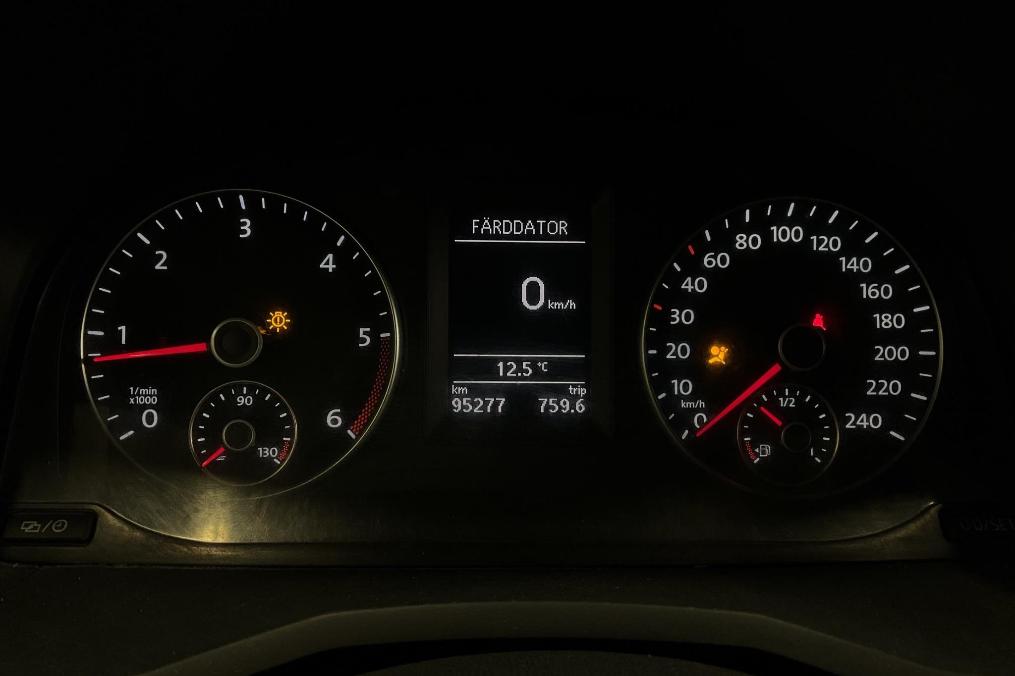 VW Caddy 1.6 TDI Skåp (102hk) - 95 270 km - Manual - orange - 2016